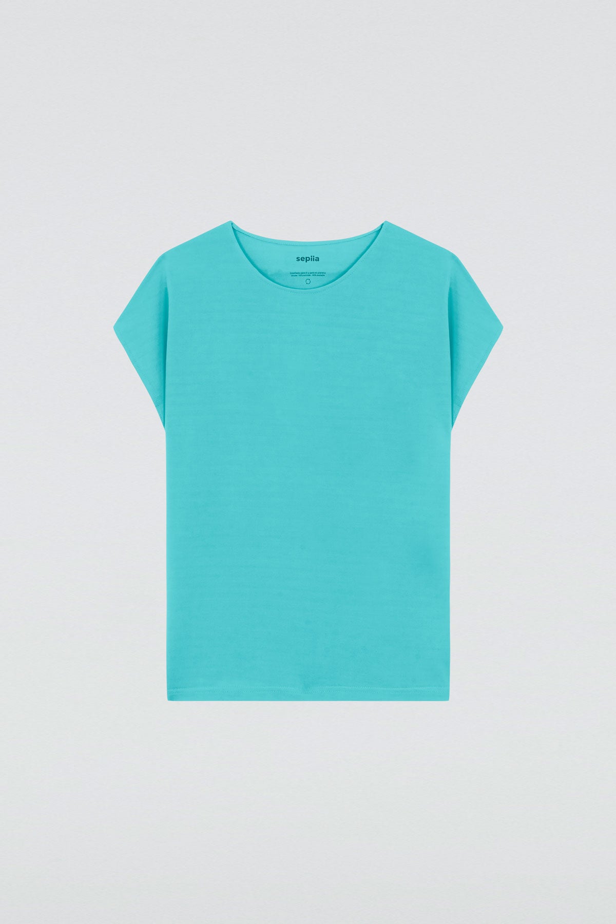 Camiseta para mujer de manga kimono color azul morpho, básica y versátil. Foto plano