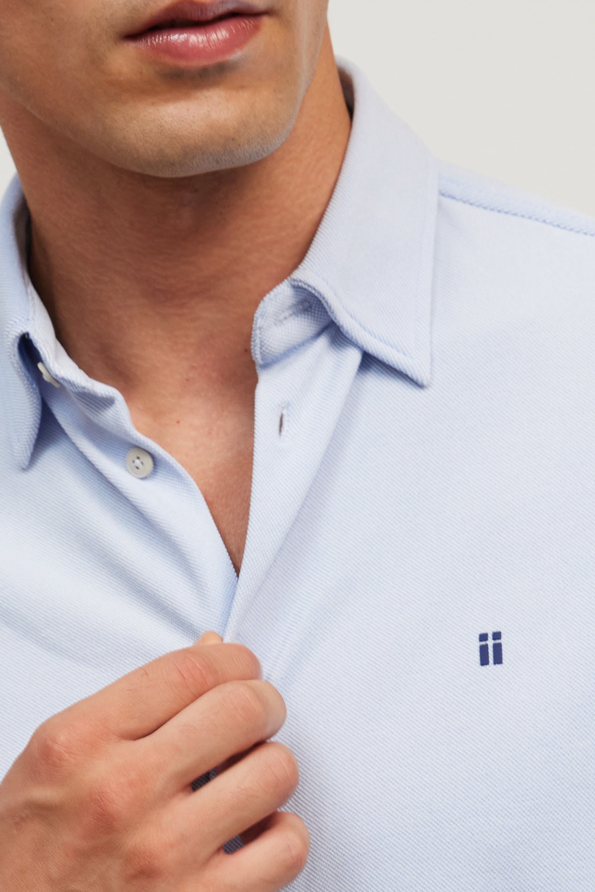 Warm light blue men's casual kent collar shirt