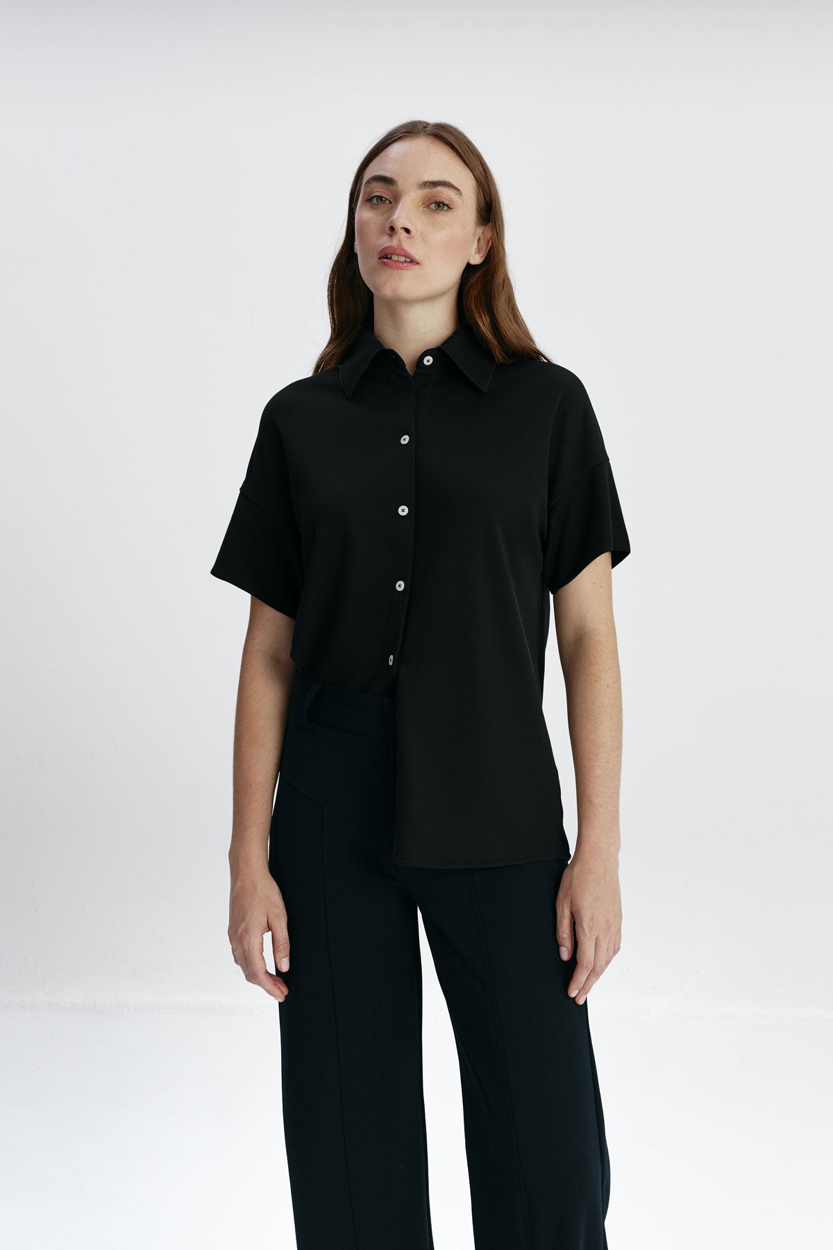 Camisa Manga Corta Mujer Negra Estilo y Versatilidad Envio Gratis Sepiia