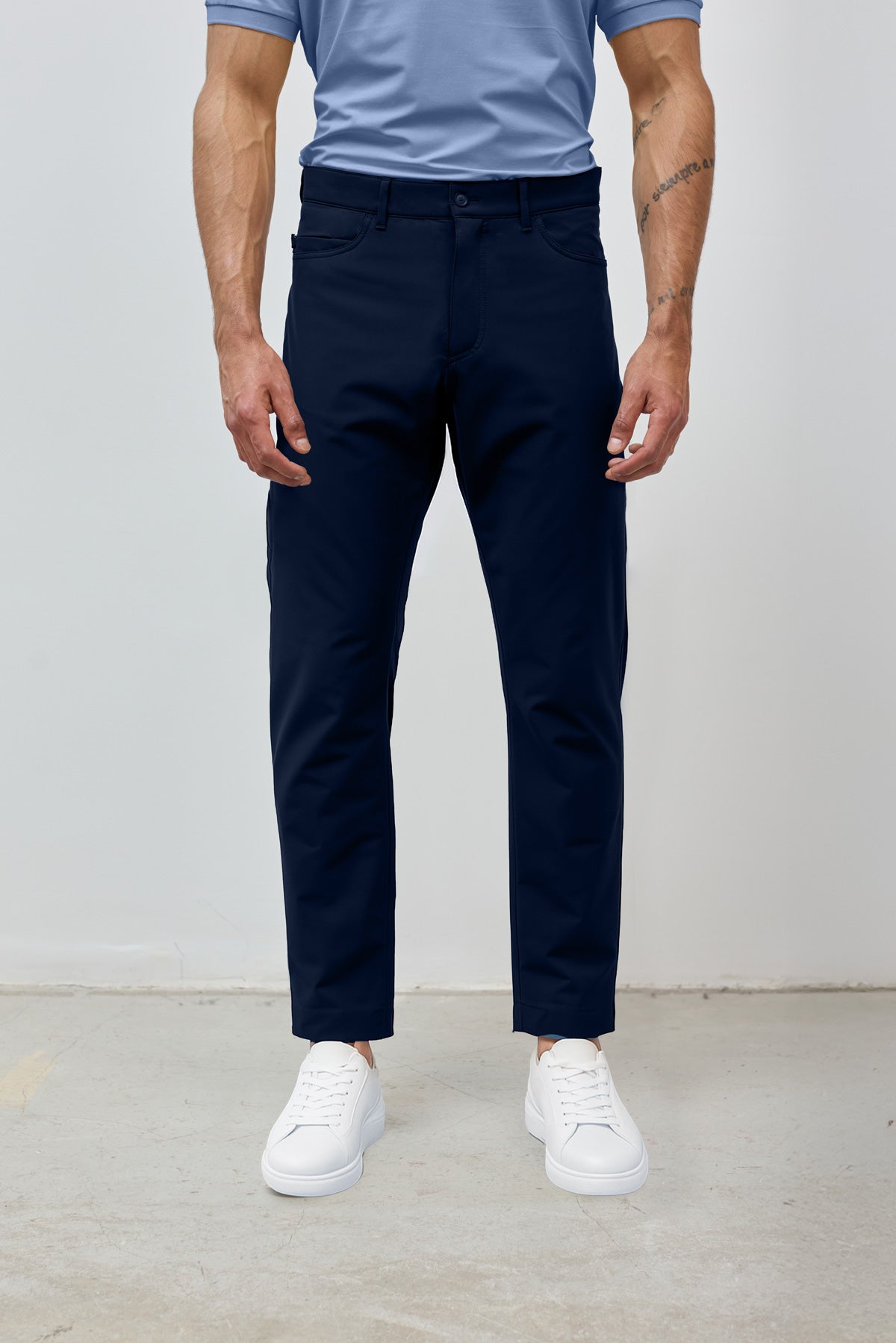 Calça azul marinho masculina com bolsos Sepiia - Main Image
