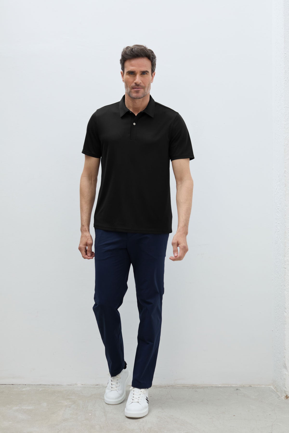 Short sleeve black polo shirt