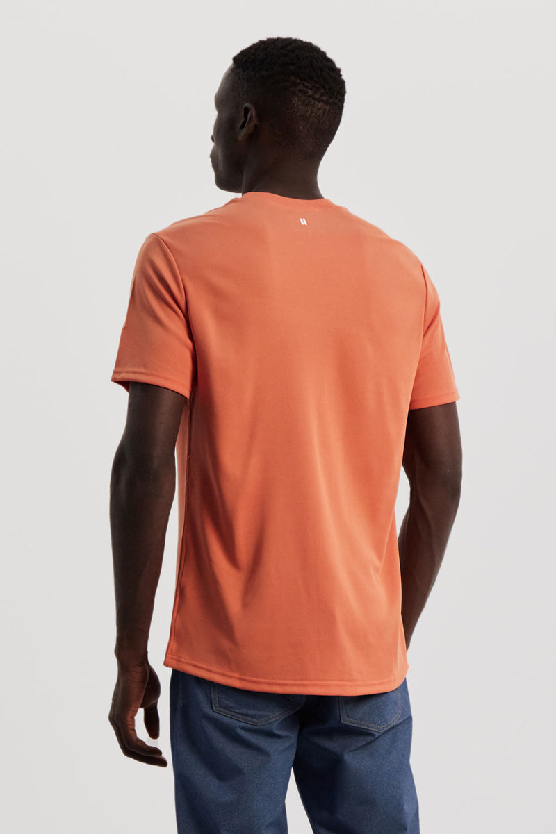 Camiseta hombre naranja cometa