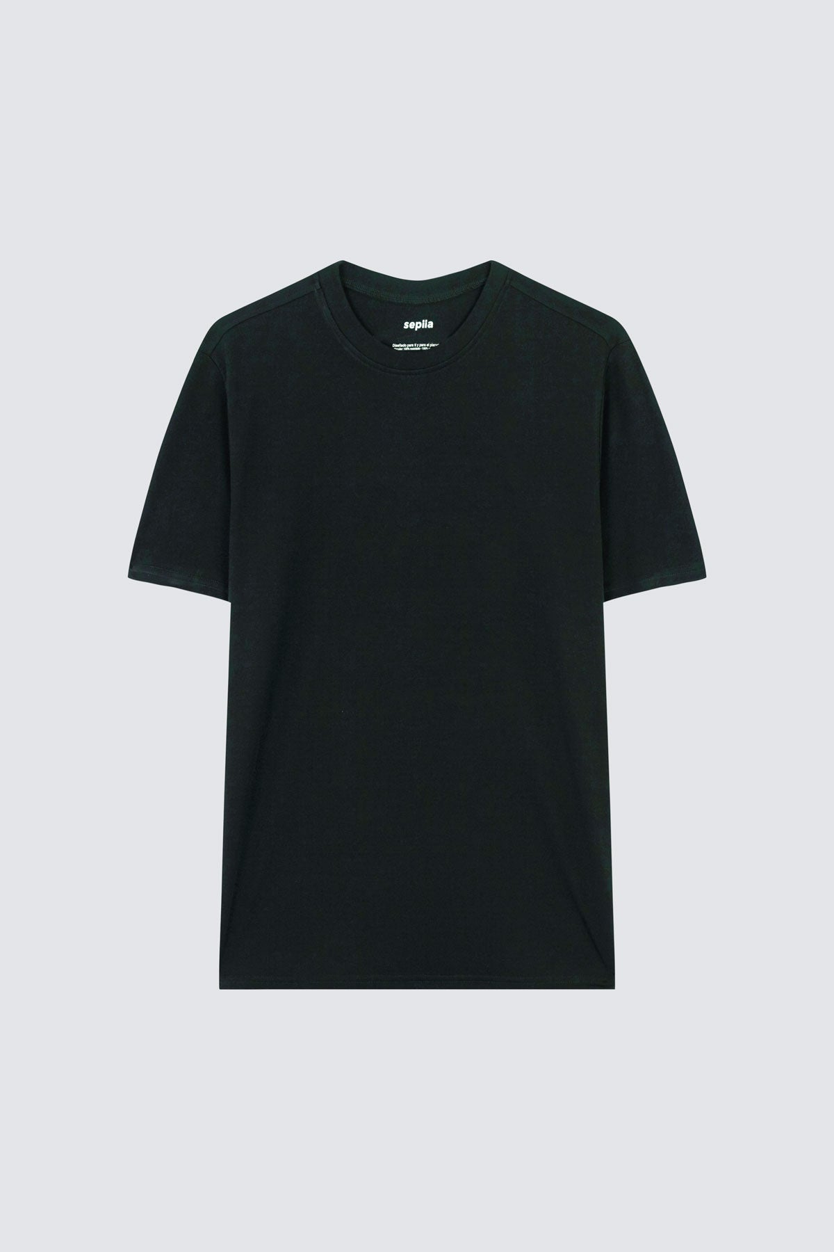Camiseta de hombre en negro de Sepiia, suave y cómoda, perfecta para cualquier ocasión. Foto prenda en plano
