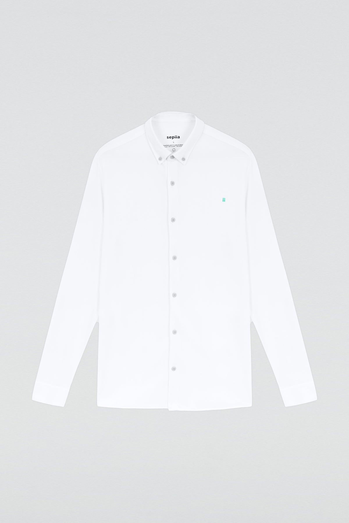 Camisa casual Blanco con logo para hombre sin arrugas ni manchas. Manga larga, antiarrugas y antimanchas. Foto prenda en plano