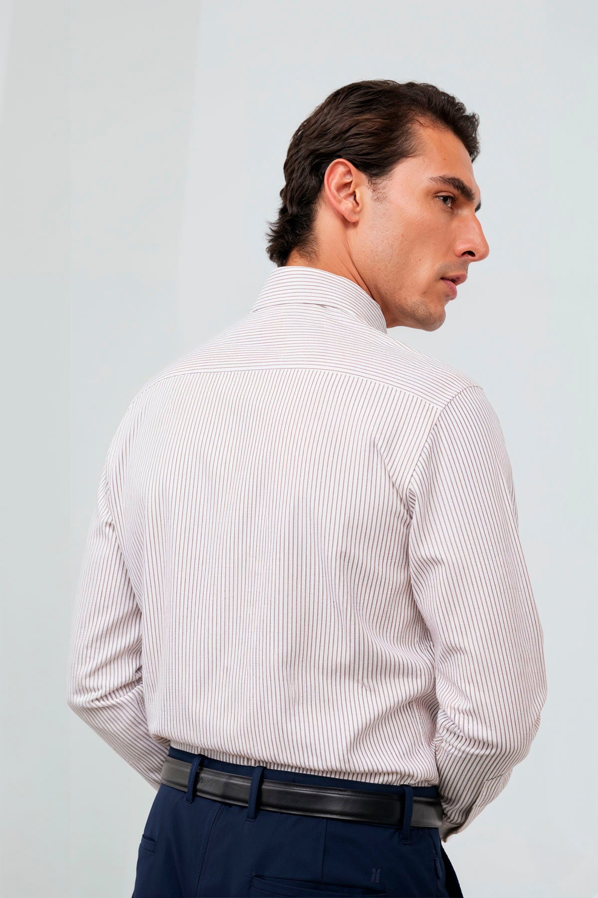 camisa de vestir rayas granate regular luxe espalda