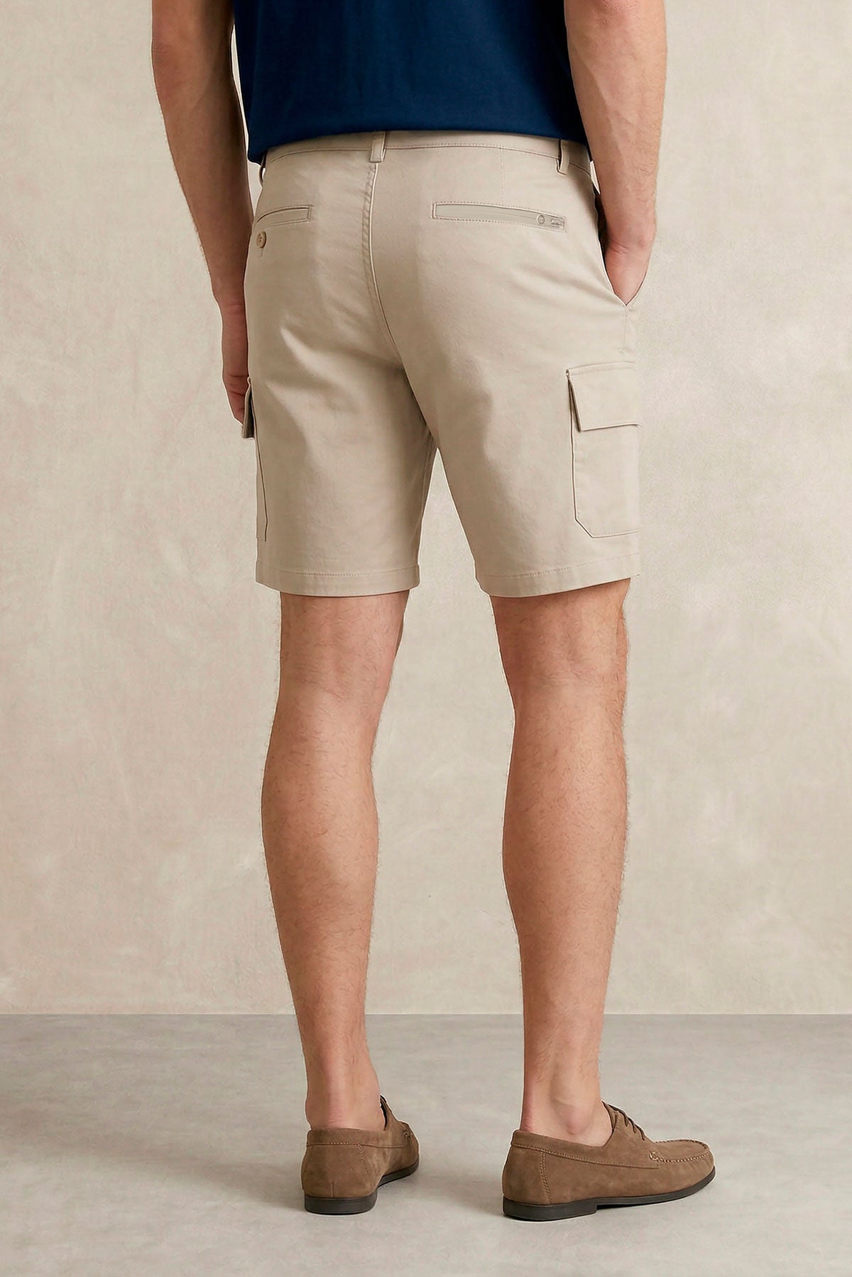 Men's beige cargo shorts