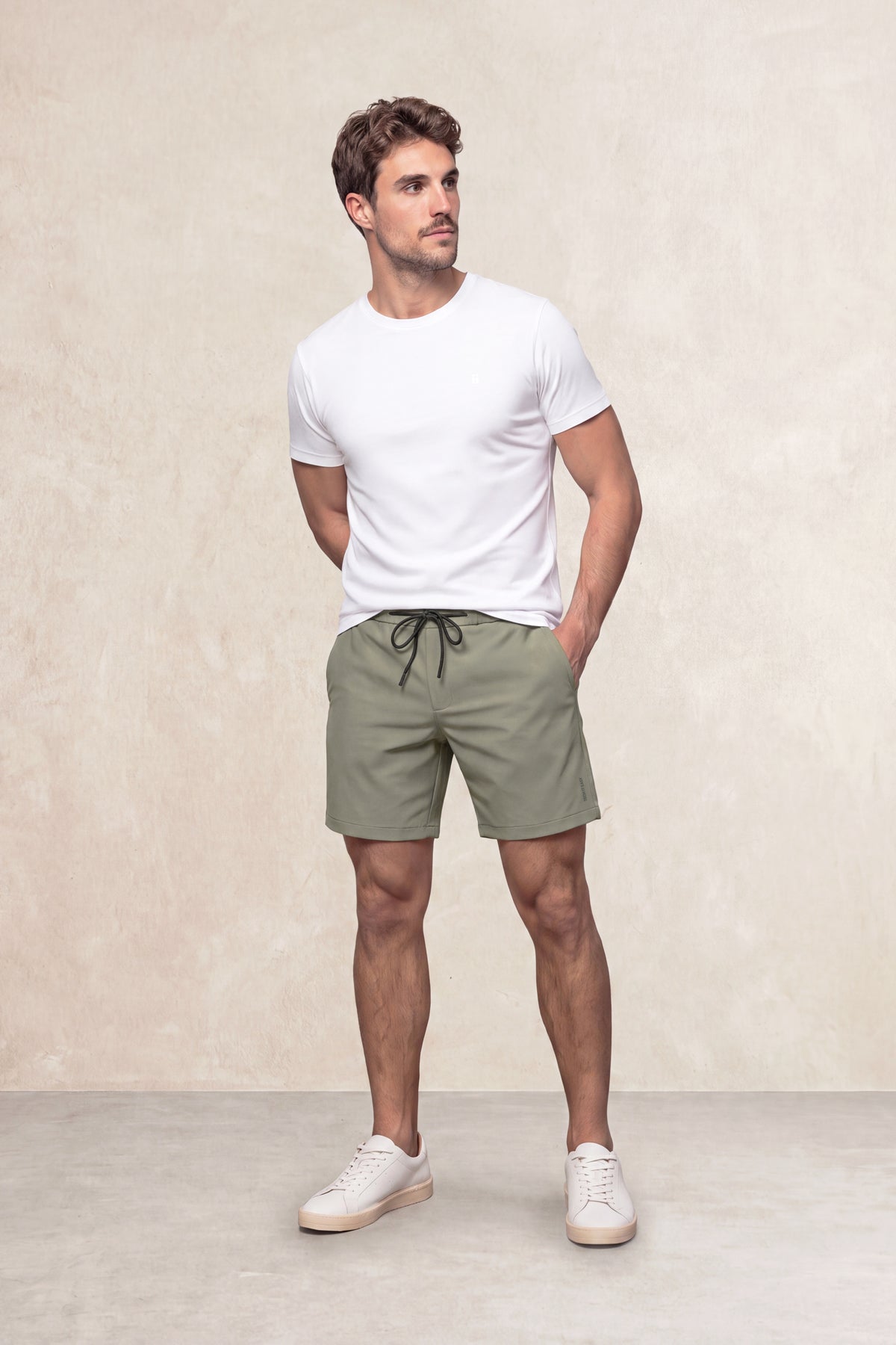 Men's groundbreaker shorts green