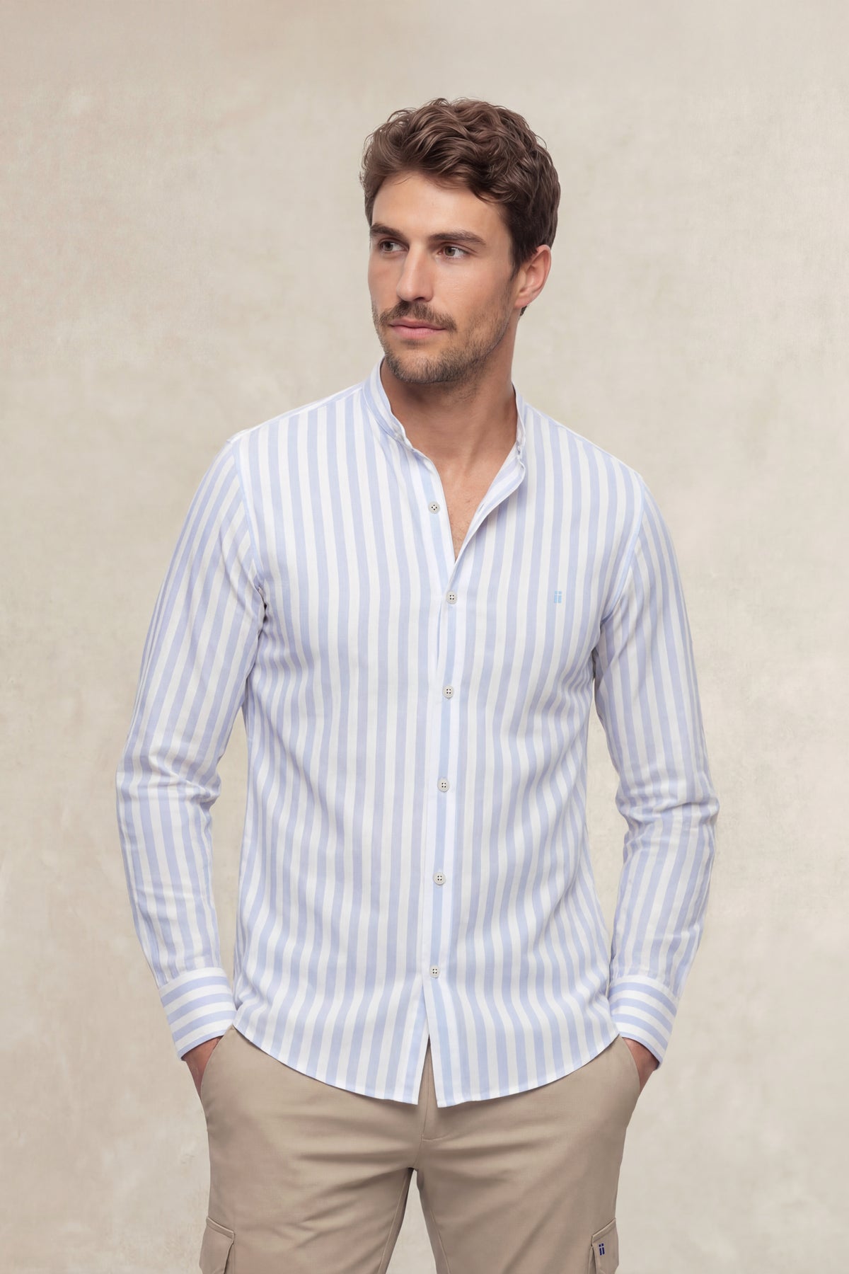 Camisa casual cuello mao hombre estampado rayas azules regular