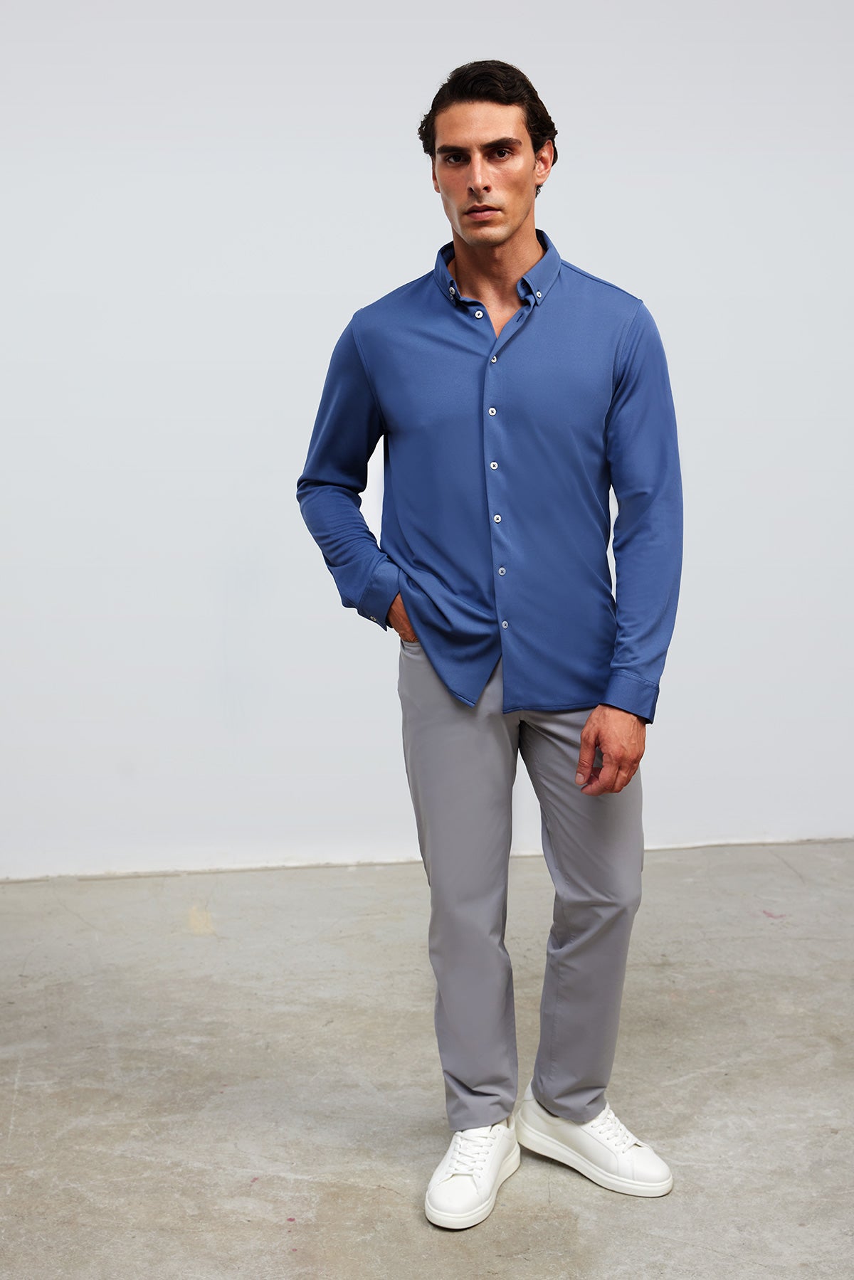 camisa casual azul regular cuerpo entero 