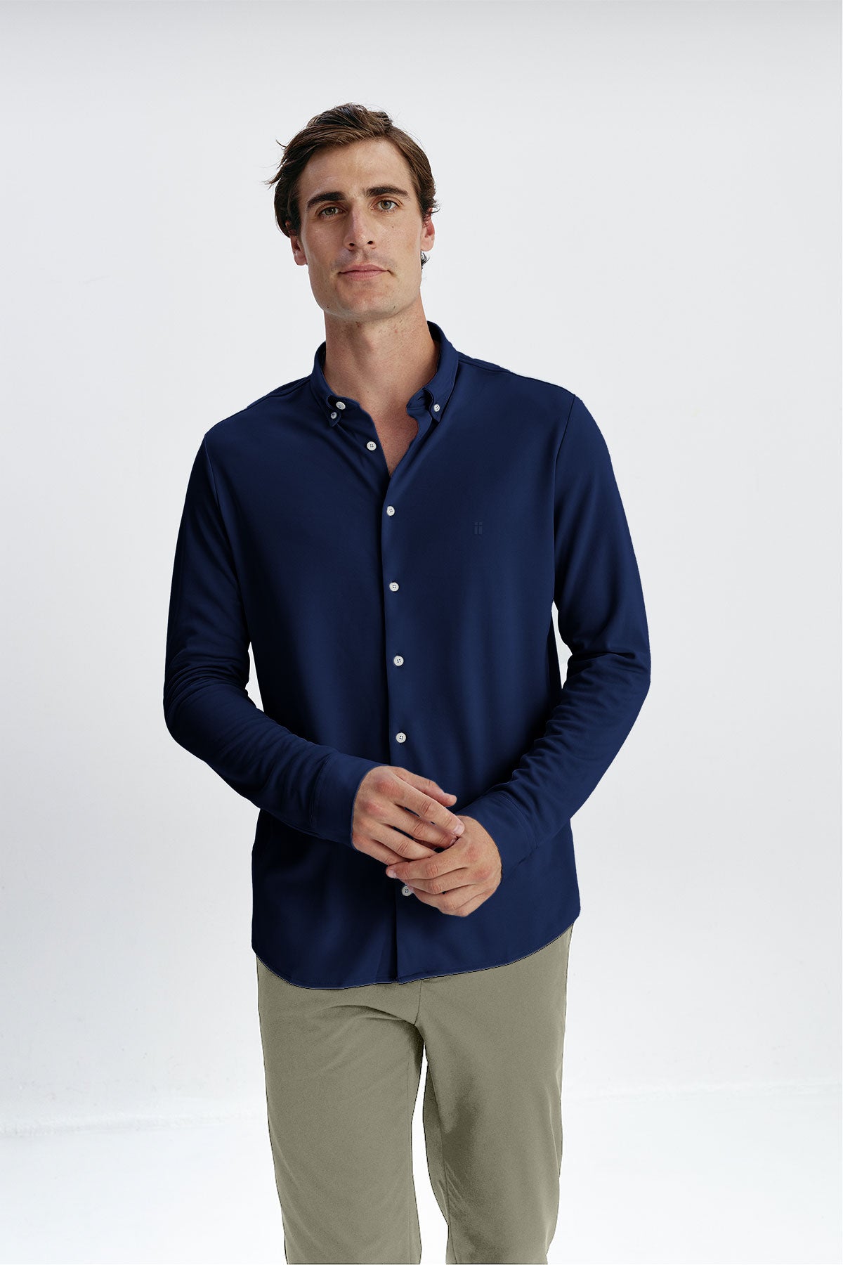 Camisa casual hombre azul marino regular logo