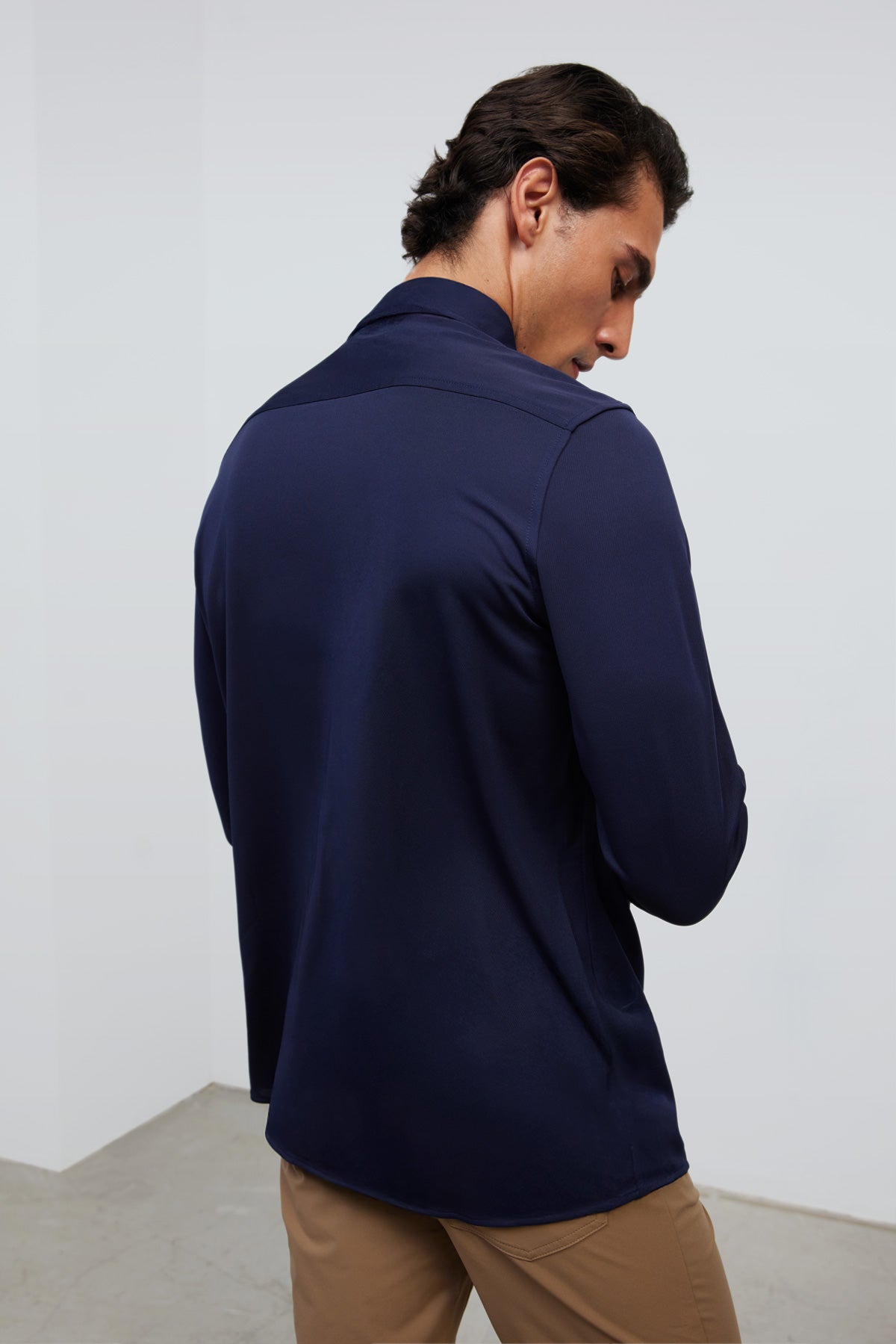 Camisa casual hombre azul marino regular