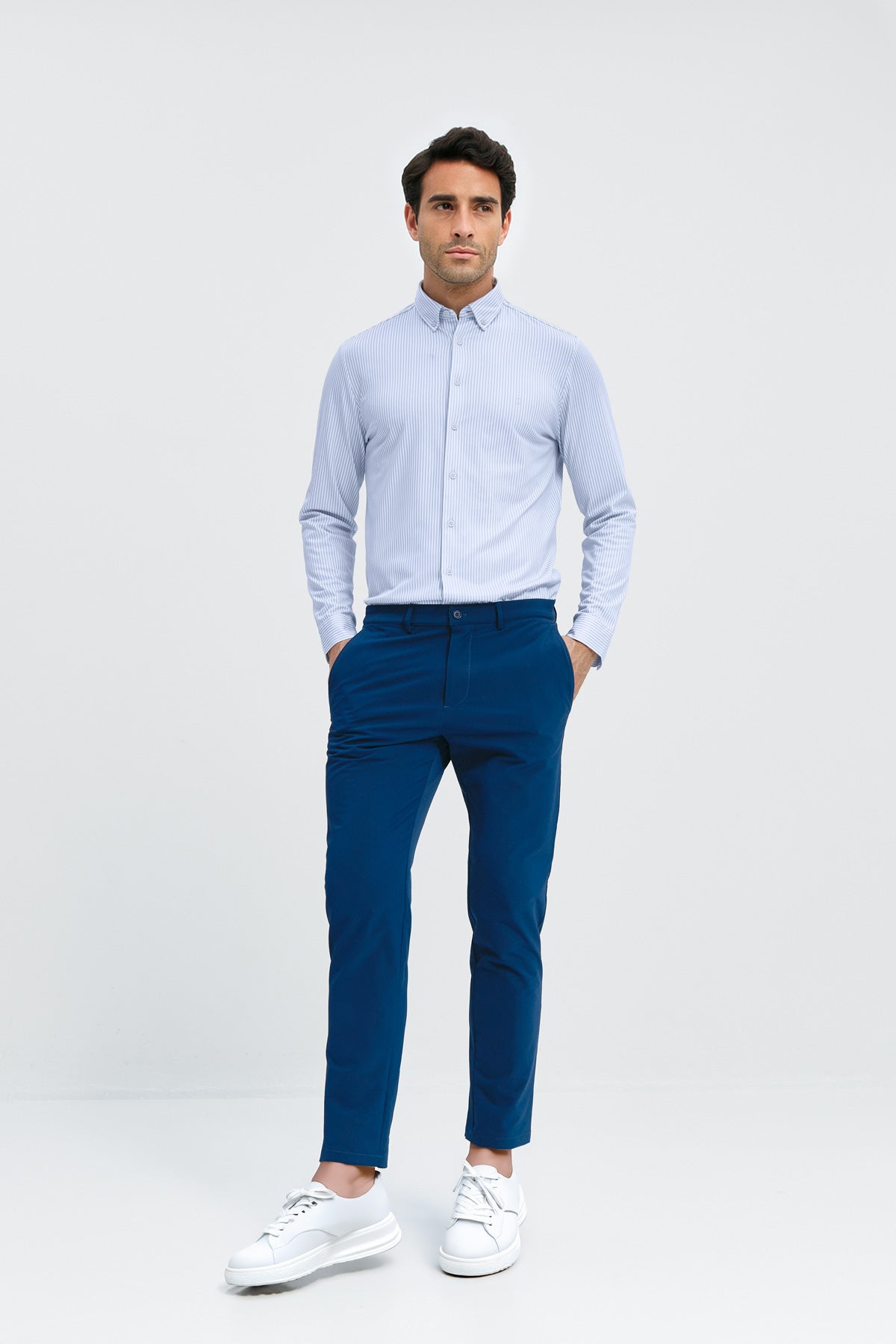 Camisa casual hombre estampado con rayas azules regular