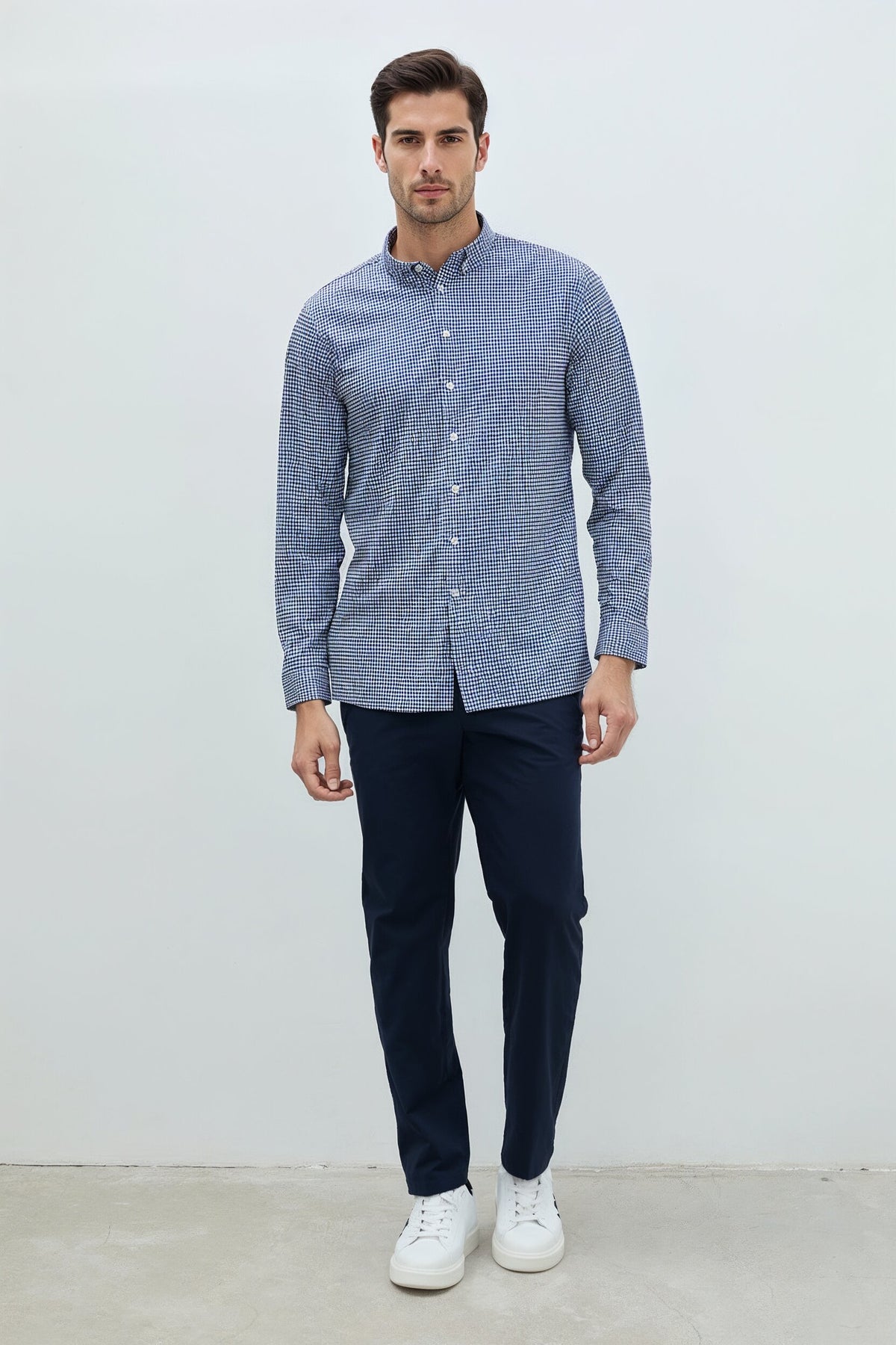 Camisa casual hombre estampado vichy azul marino regular