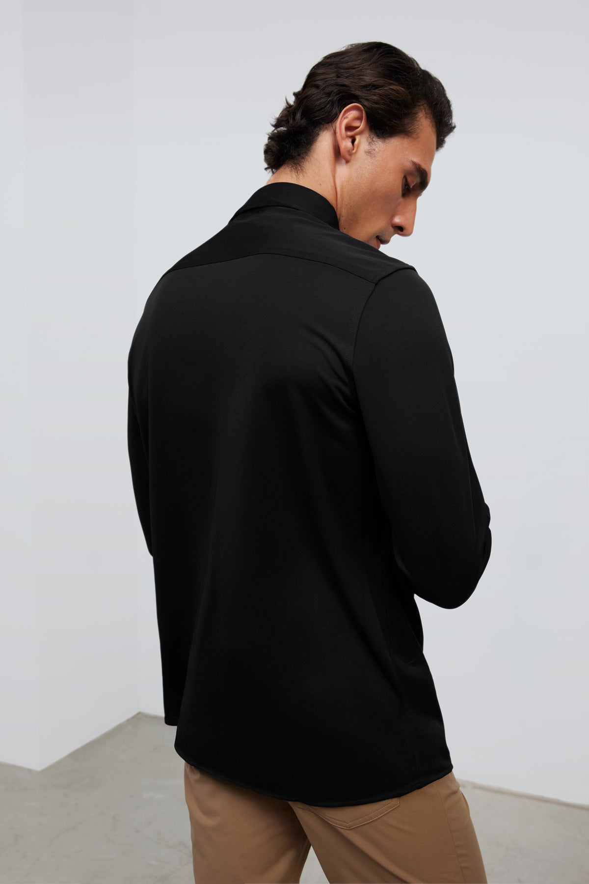 Camisa casual hombre negro regular