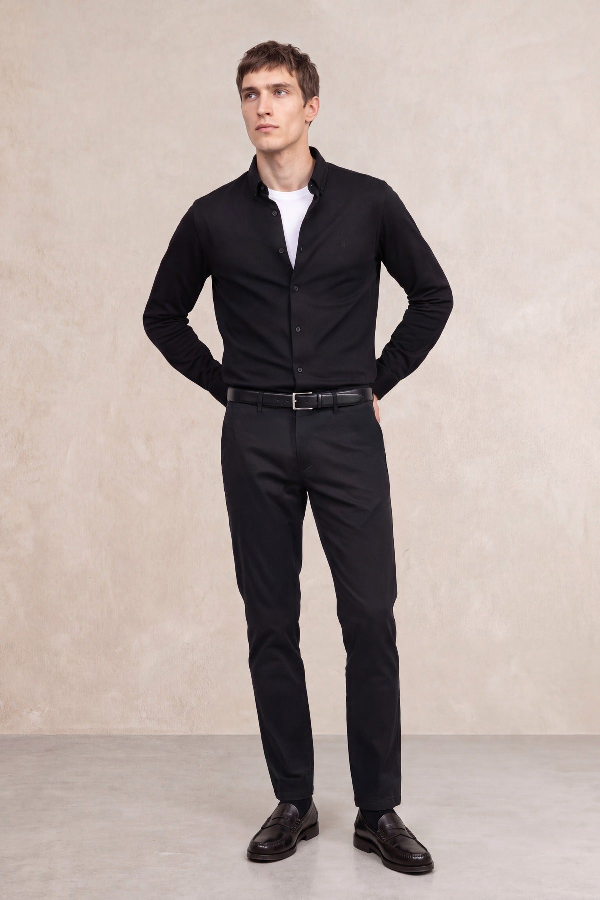 Camisa casual hombre negro regular