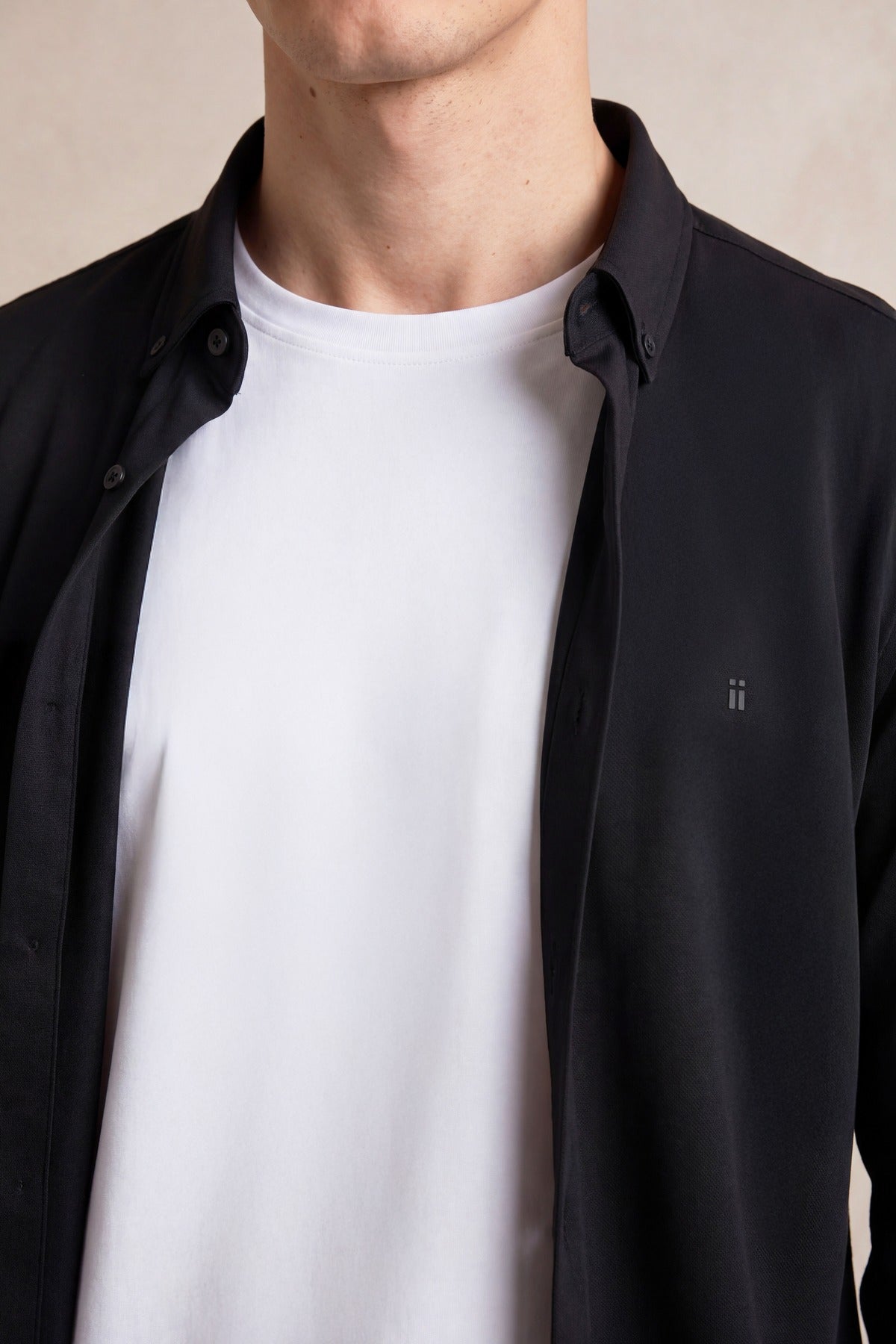 Camisa casual hombre negro regular