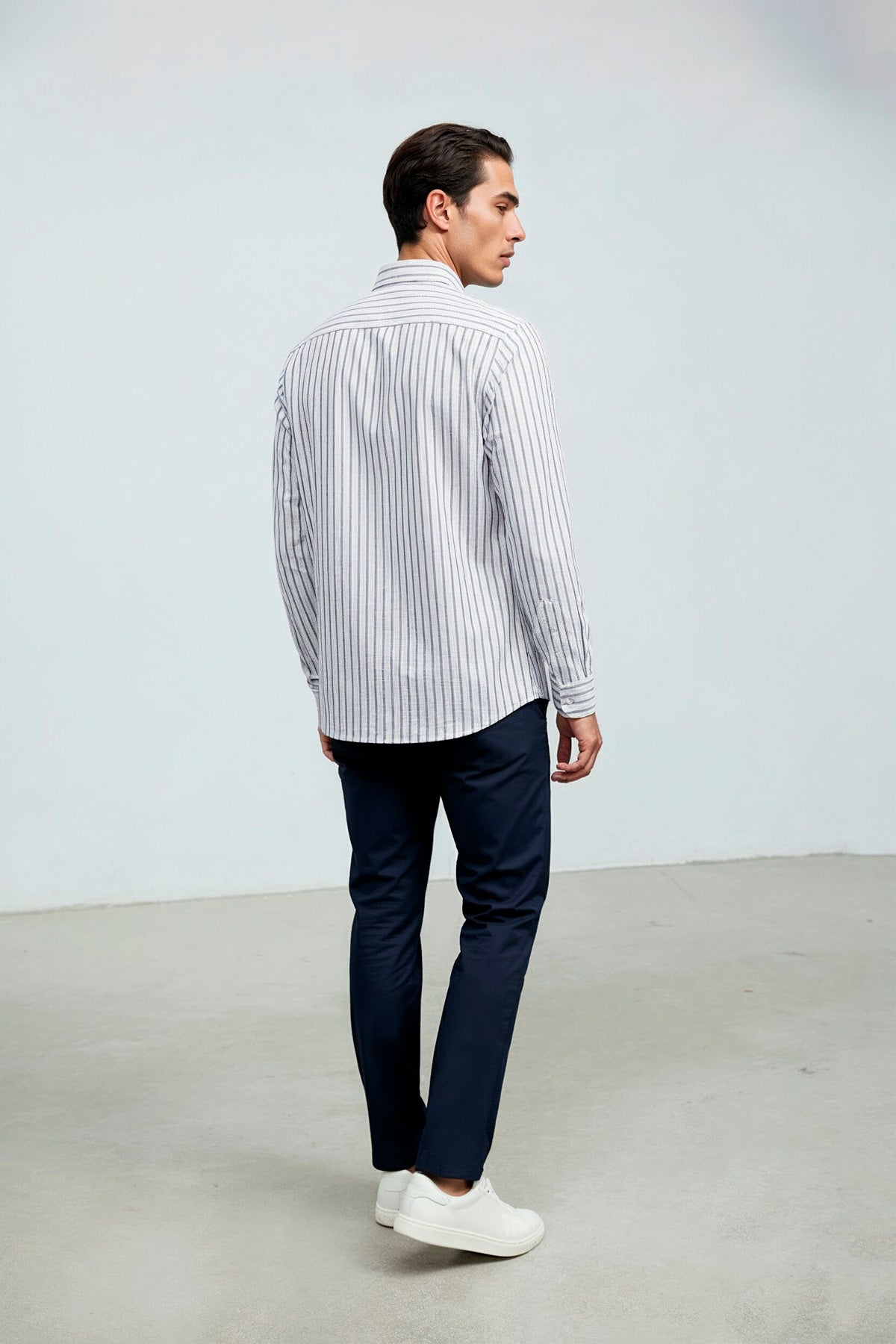 camisa casual rayas azul regular espalda 