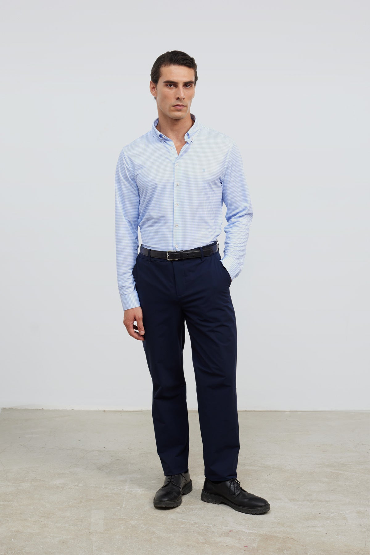Camisa casual masculina com estampa xadrez azul claro regular