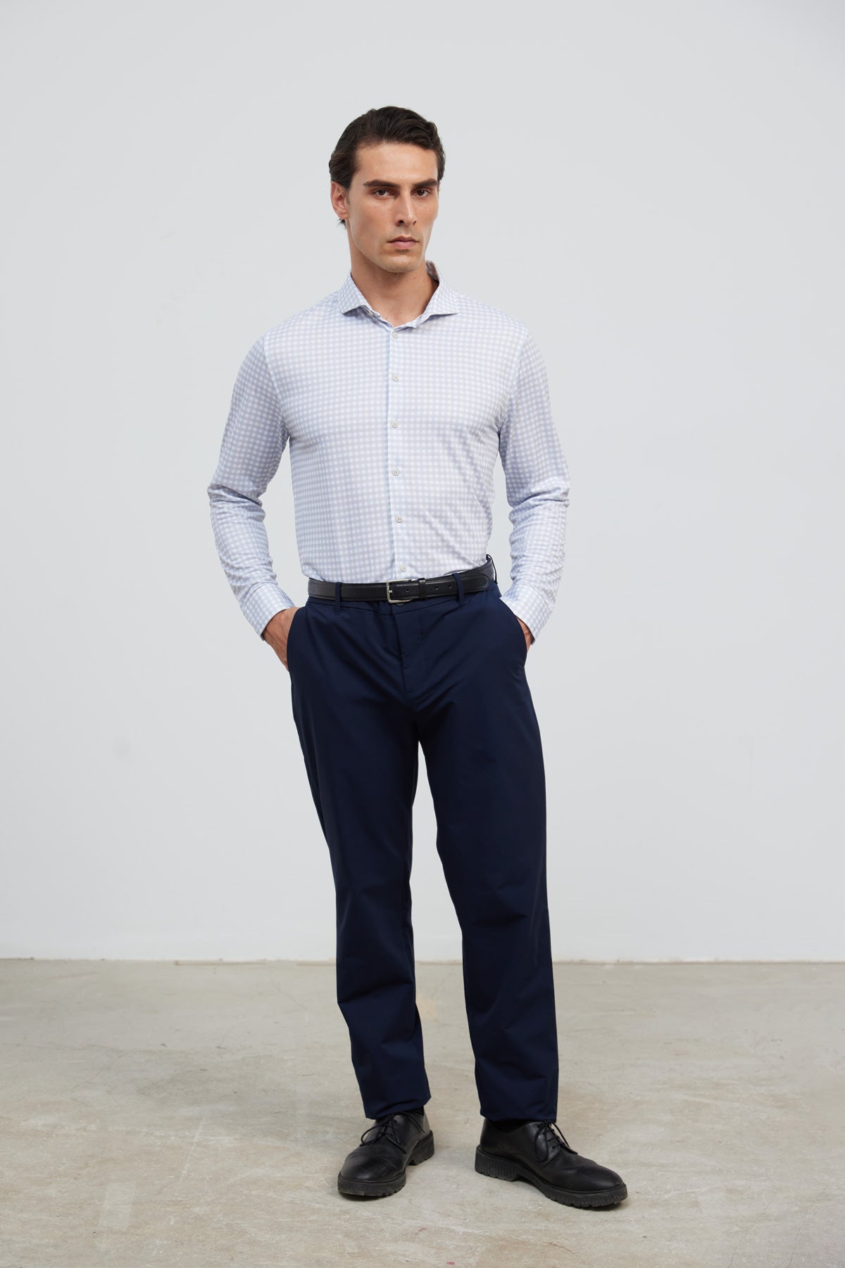Camisa de vestir cuello cutaway hombre estampado cuadro celeste regular