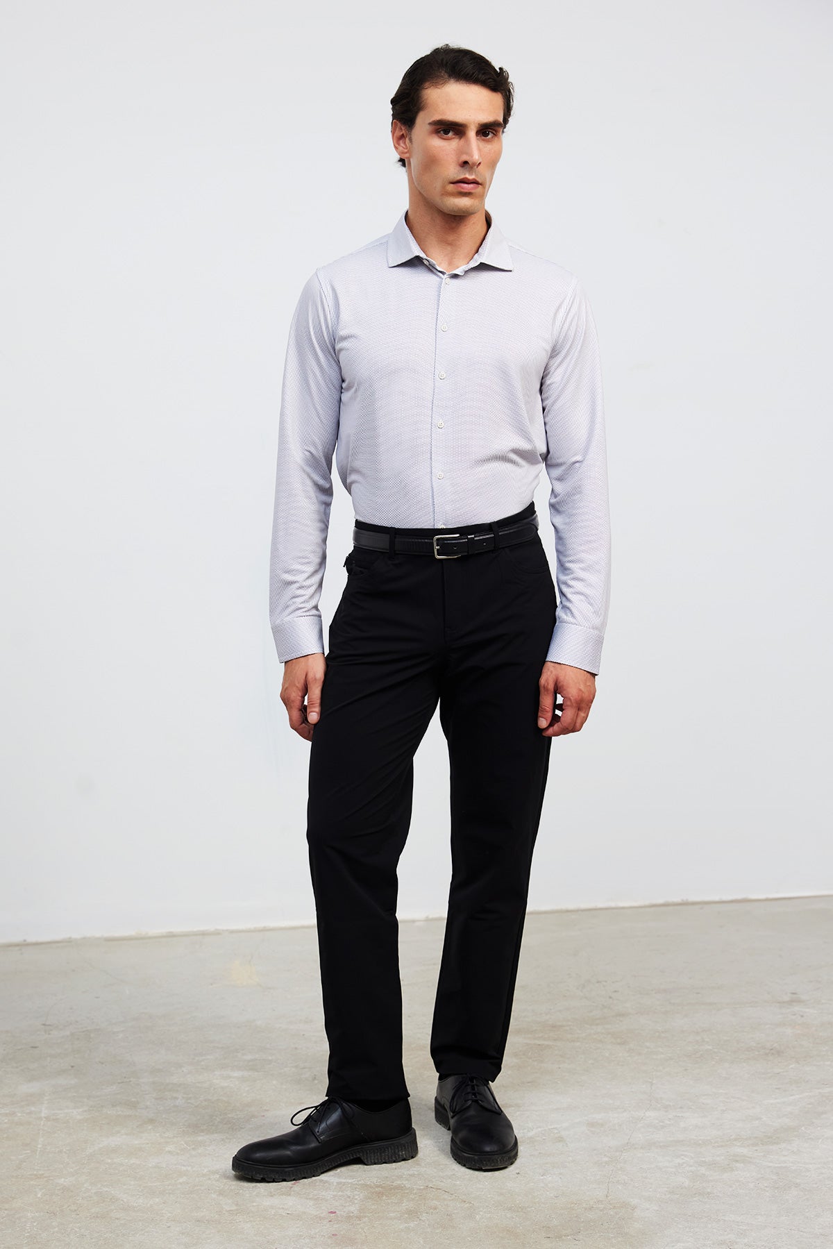 camisa de vestir estampado gris regular cuerpo entero 