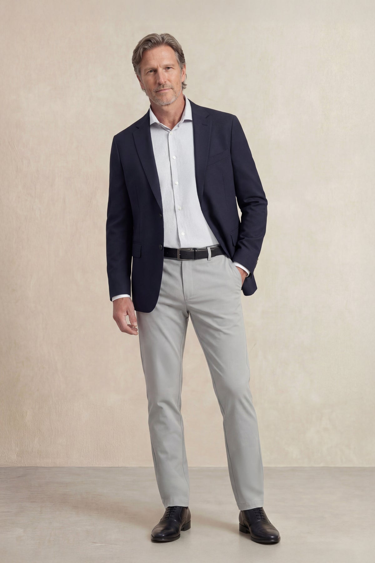 Camisa de vestir hombre estampado motivo gris regular full look