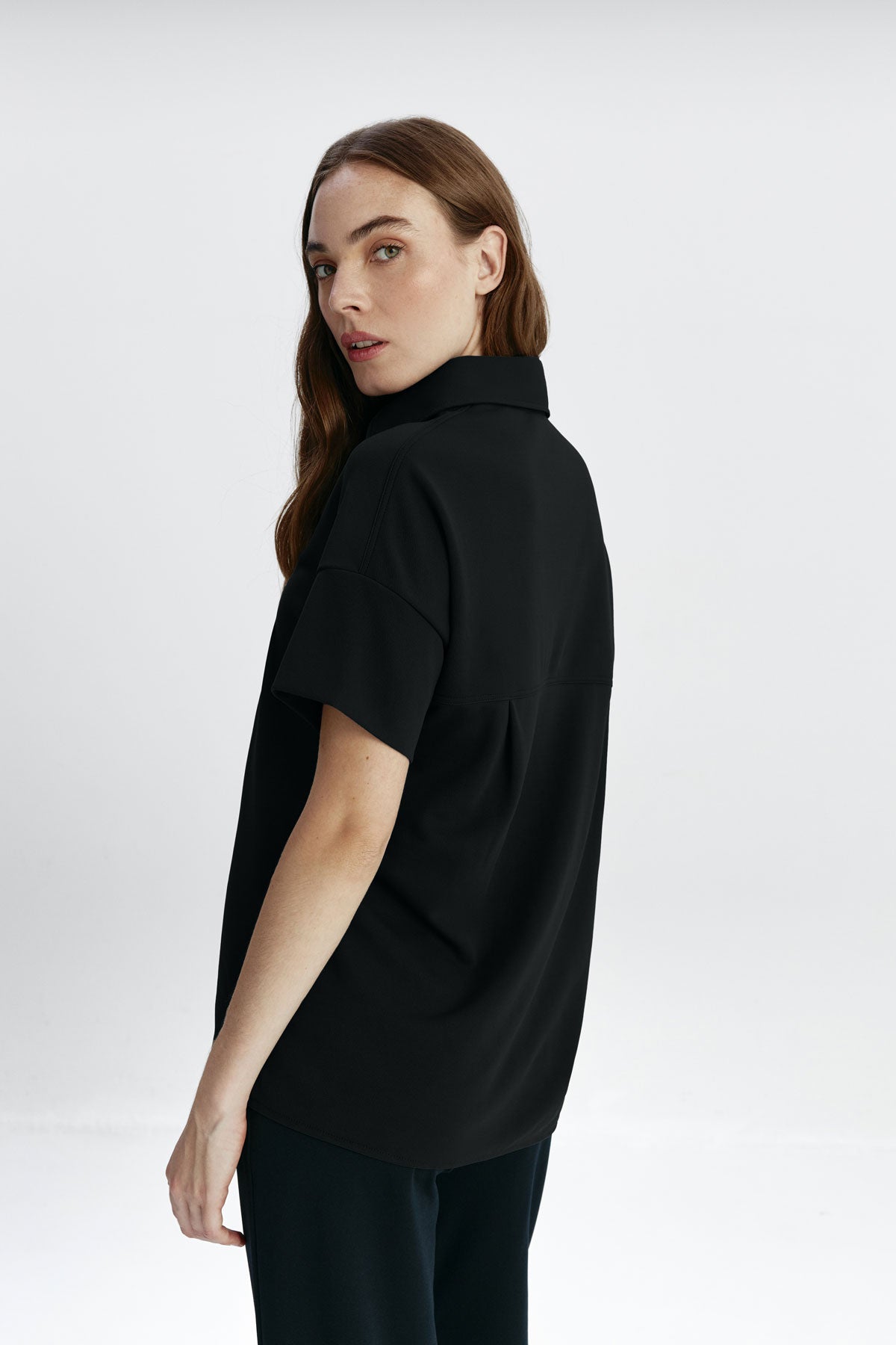 Women's short sleeve shirt black