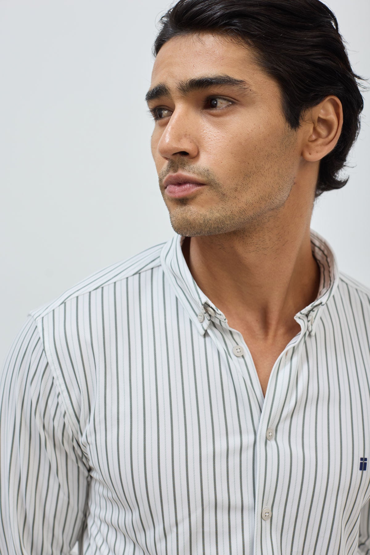 Men's casual shirt with green regular print