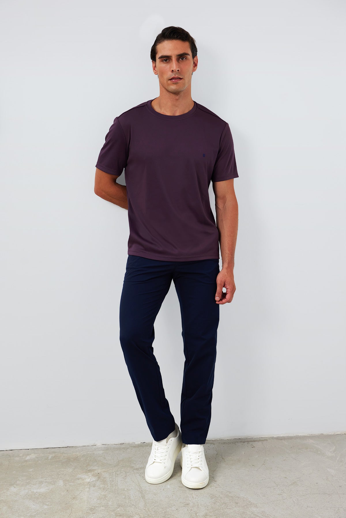 camiseta cuello redondo ciruela soft cuerpo entero 