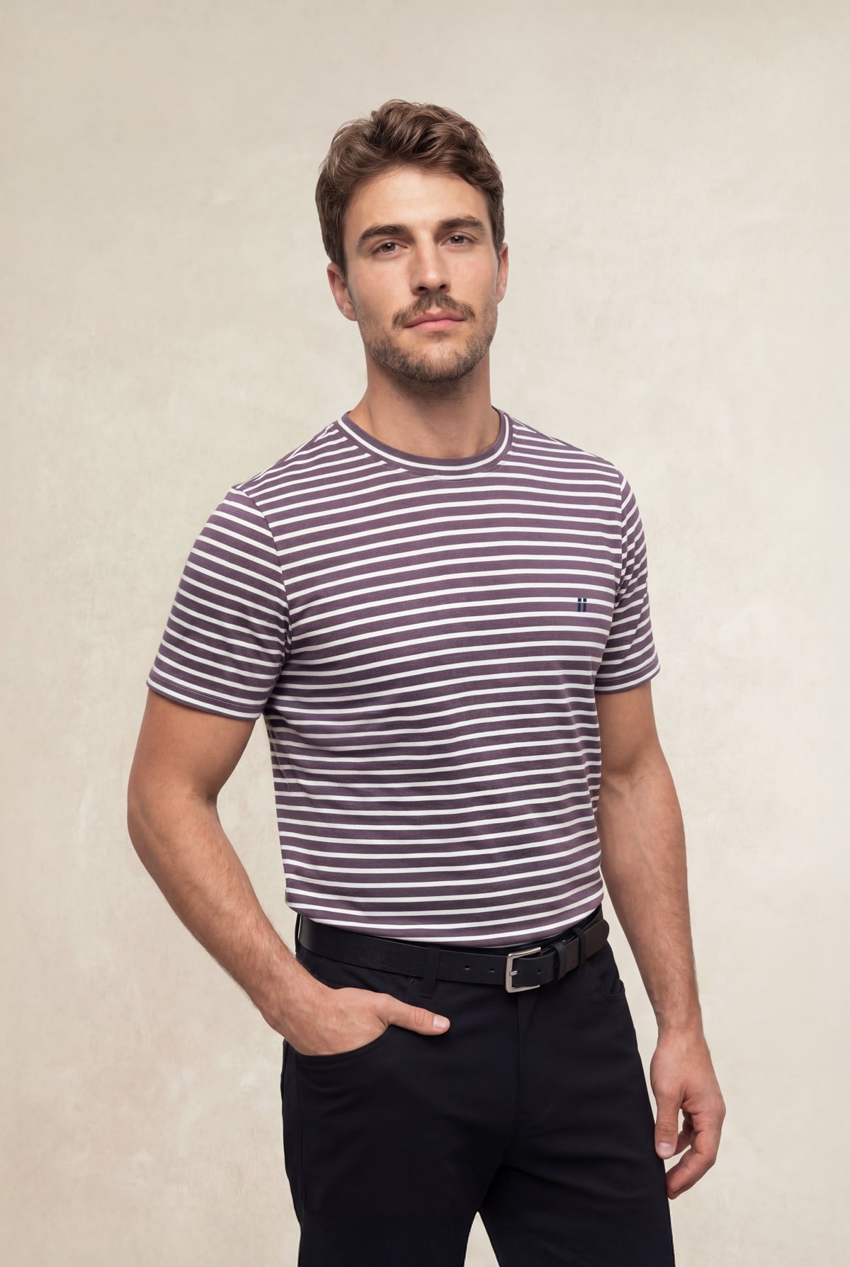 T-shirt de homem gola redonda com estampa listrada ameixa Soft
