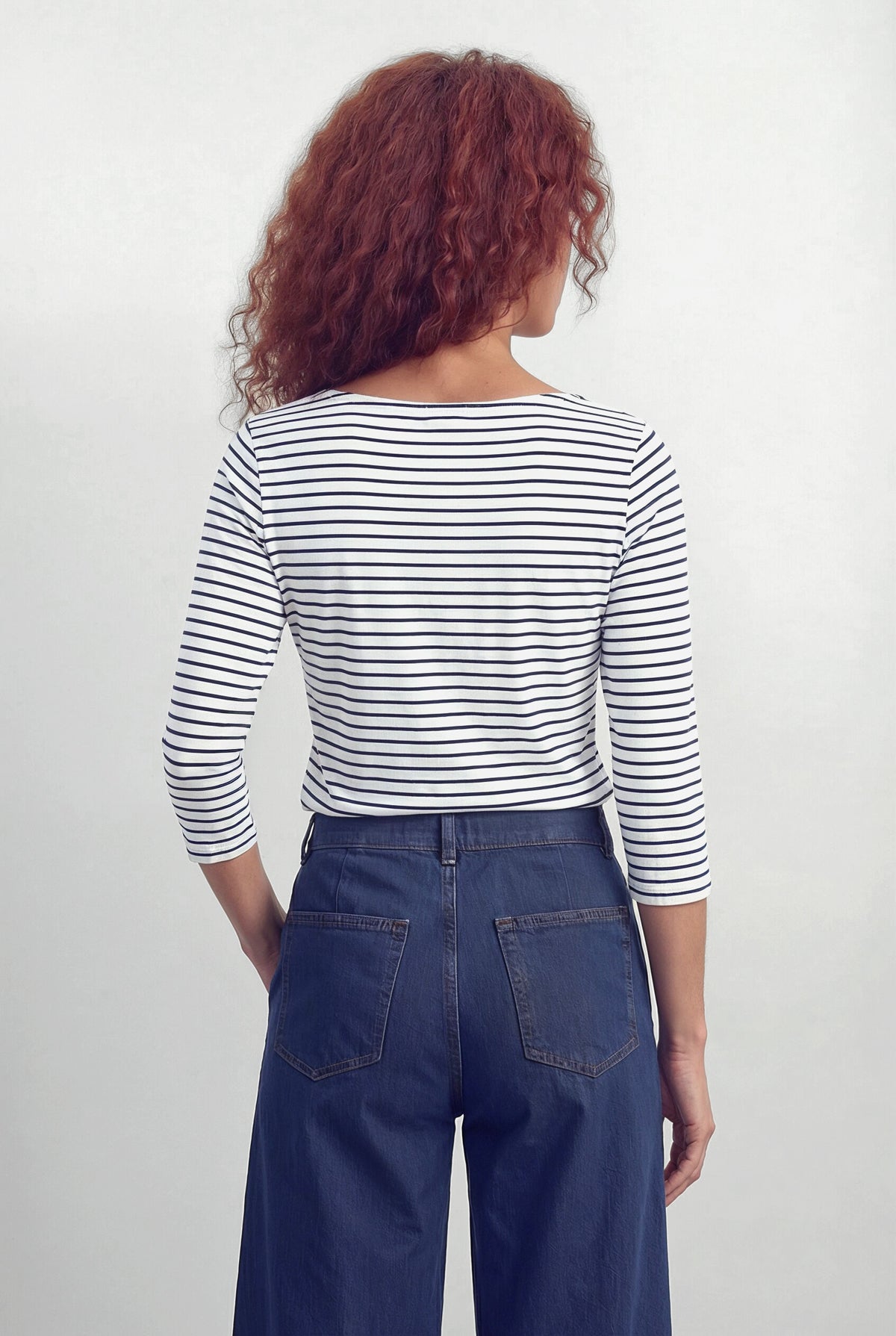 Camiseta cuello barco raya azul