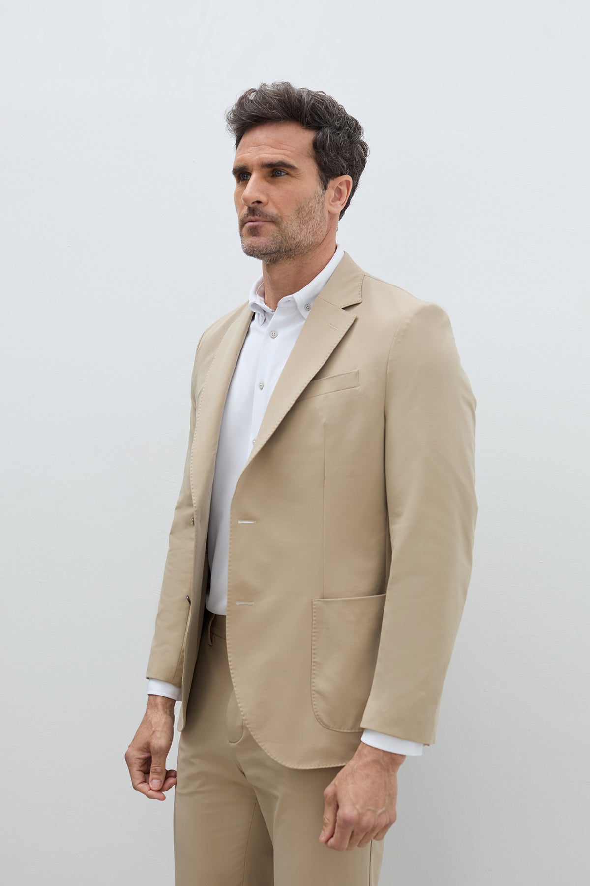 Americana Nova de hombre beige