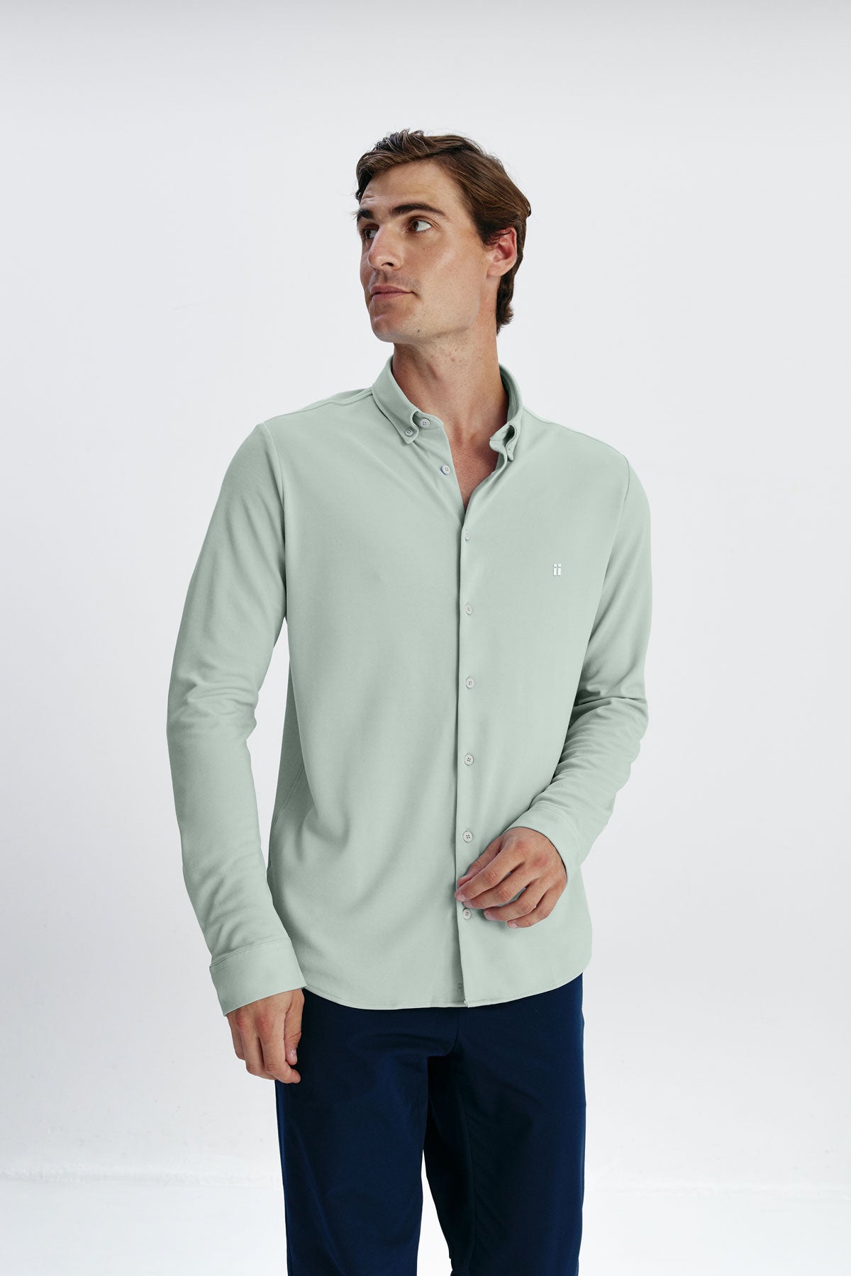 camisa verde hombre regular frente