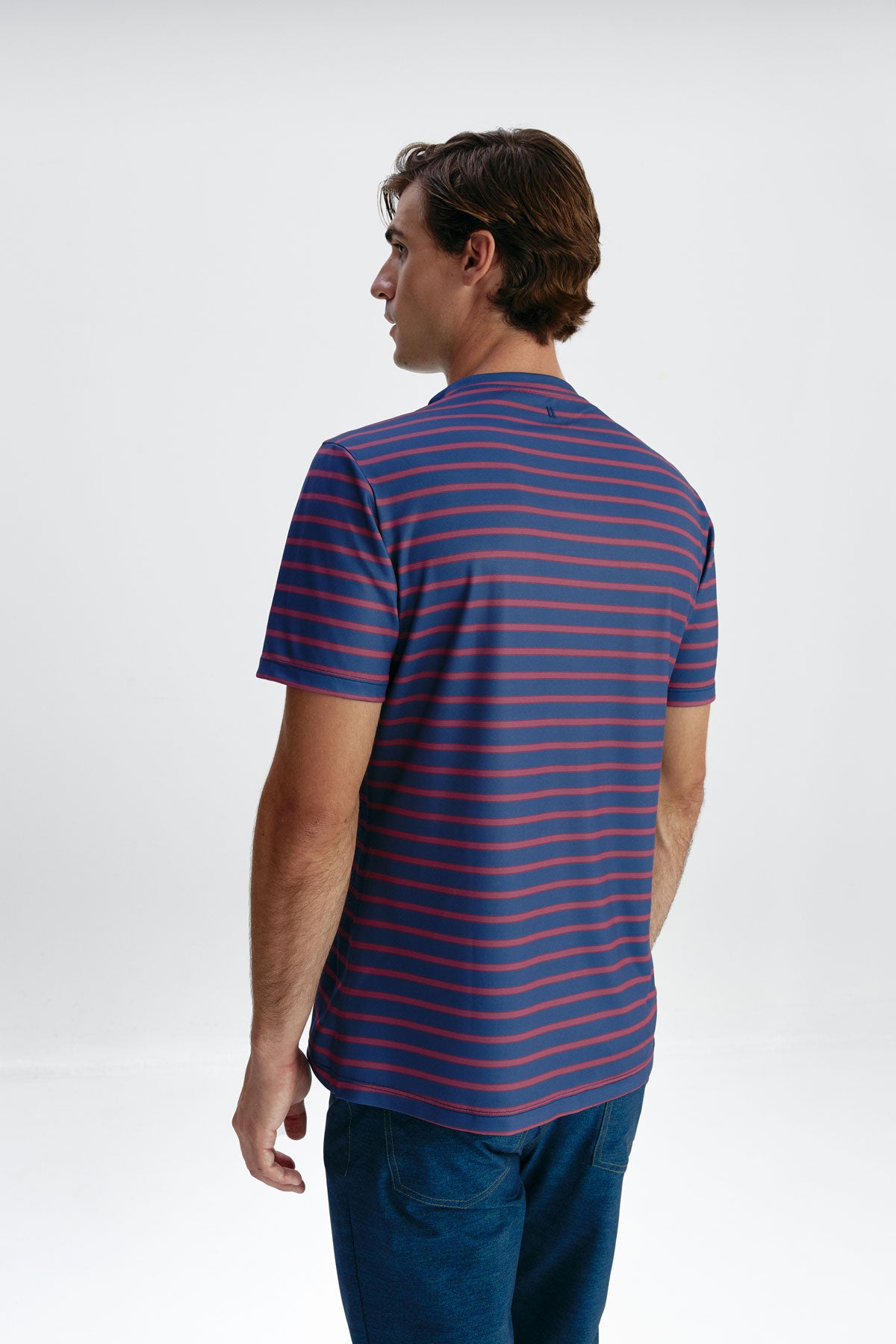 Men's maroon striped t-shirt