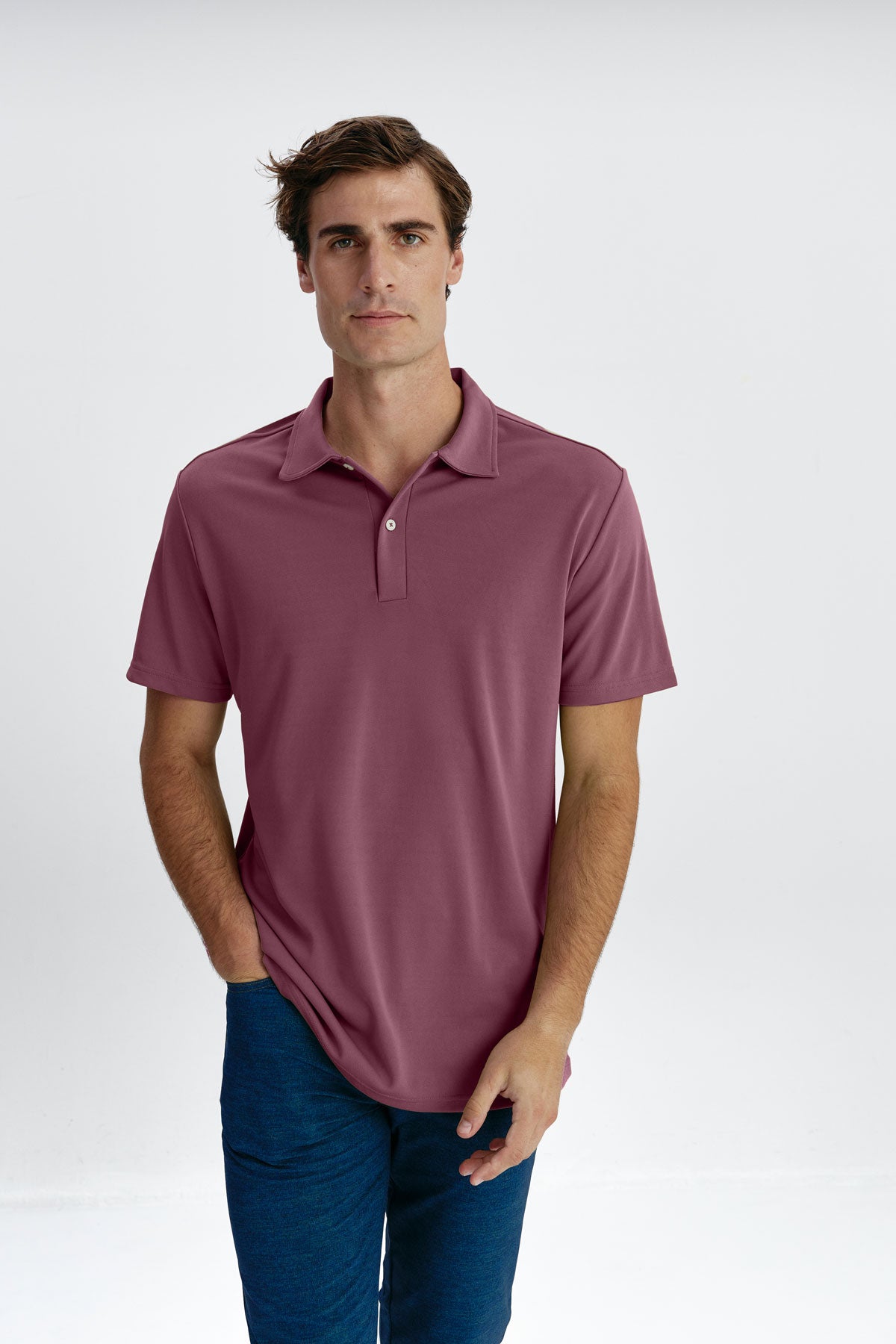 Men's short-sleeved polo shirt in maroon