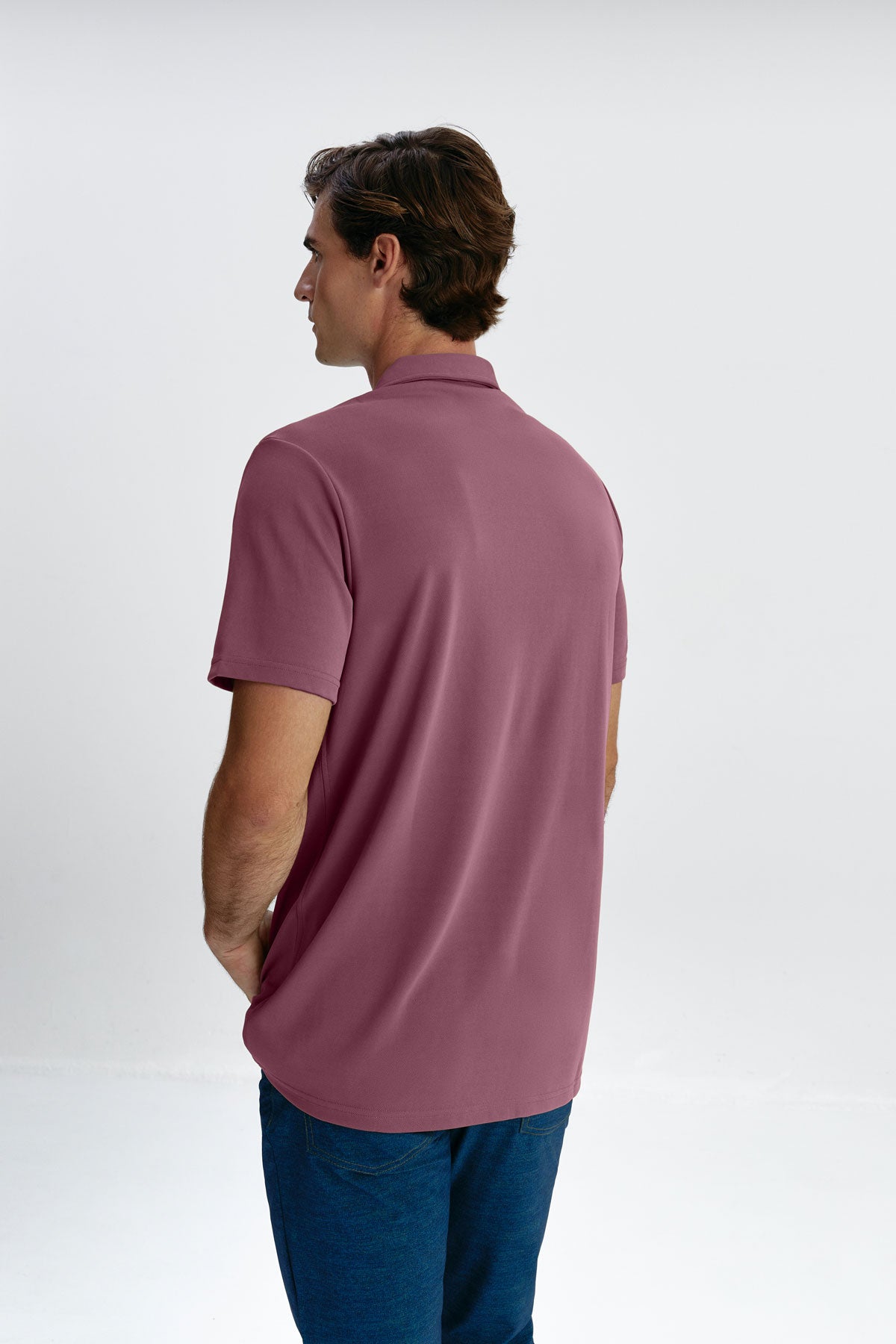 Men's short-sleeved polo shirt in maroon