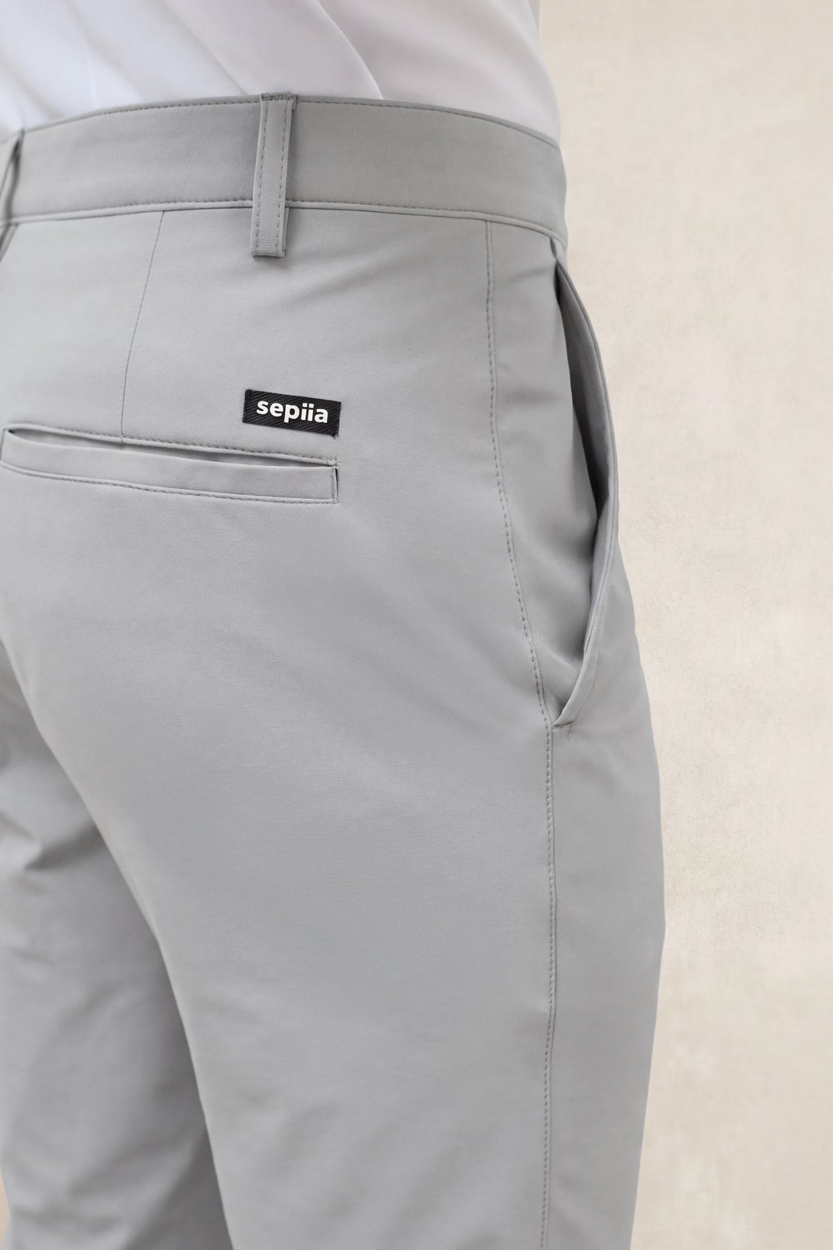 Men's tapered trousers taupe grey