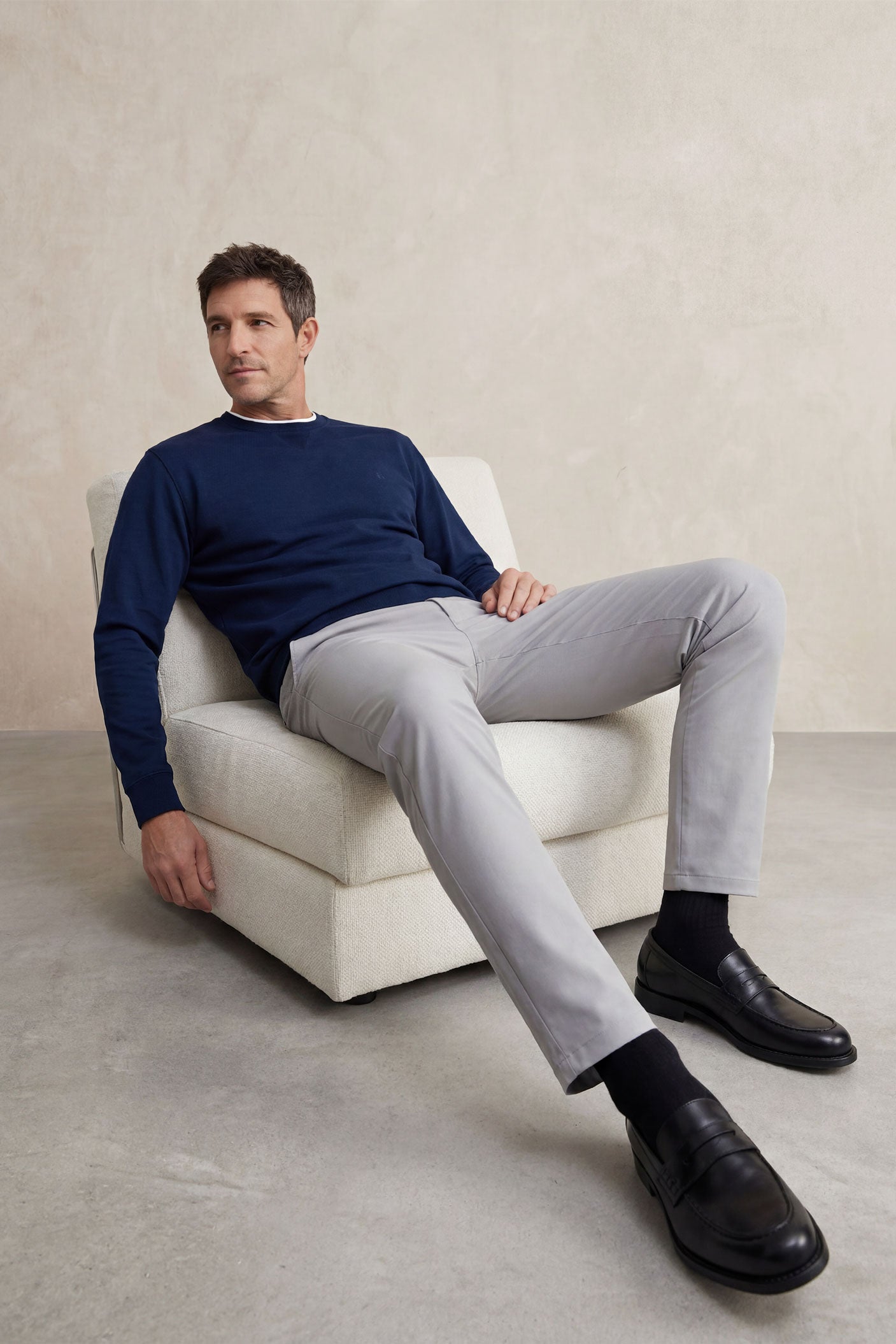 Calça de homem com 5 bolsos cinza Nova