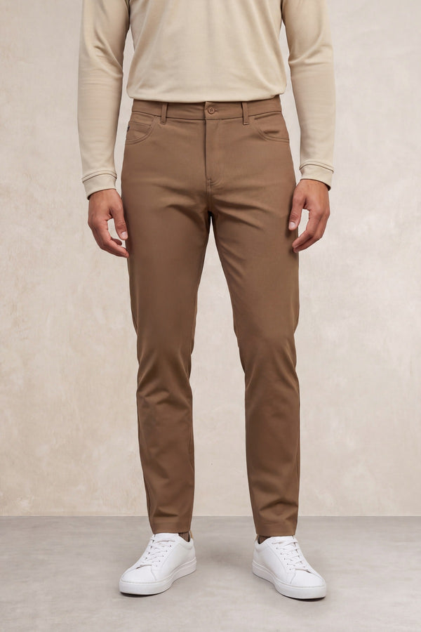 Calça Nova para homem castanha com 6 bolsos