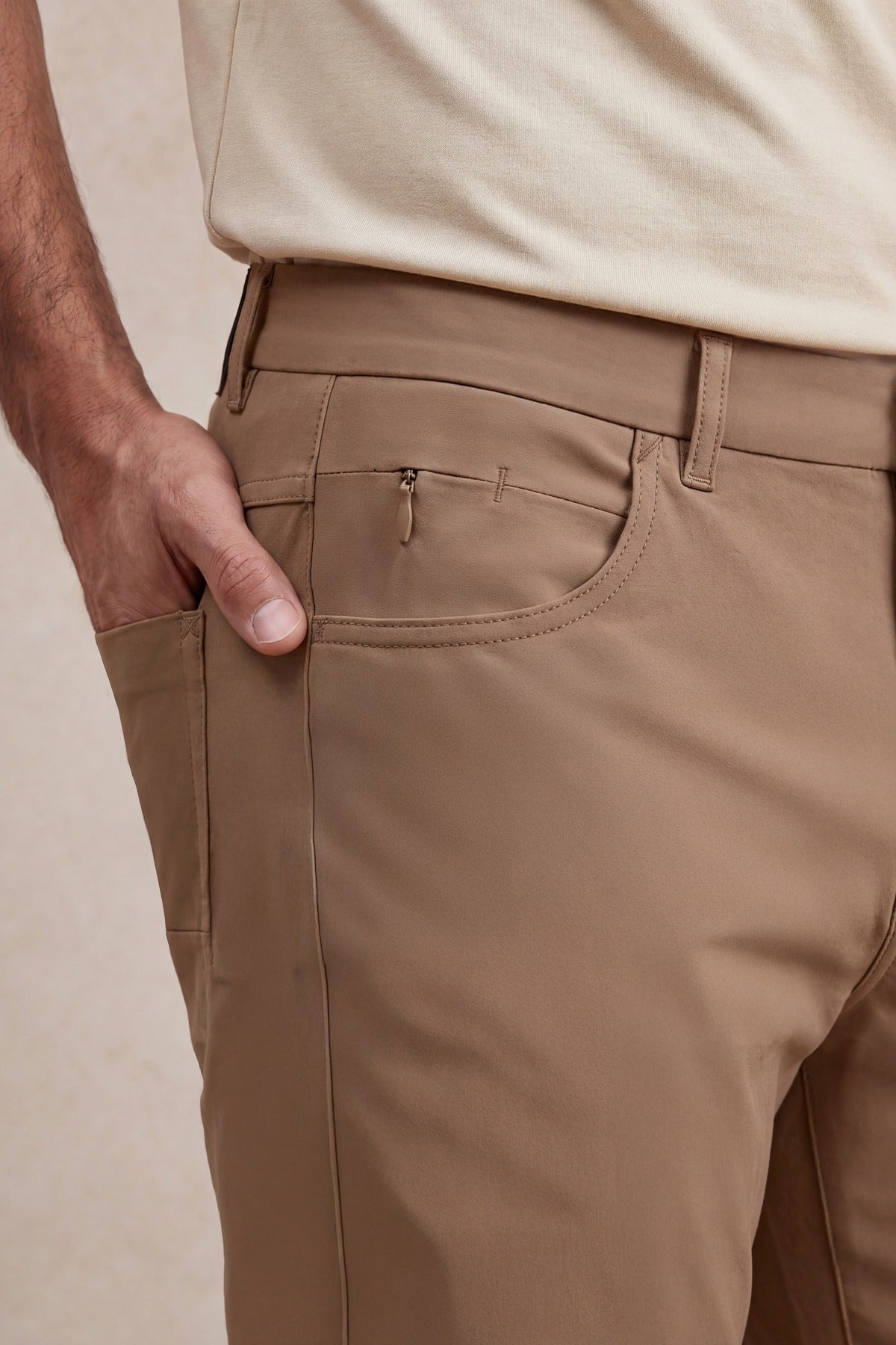 Pantalon hombre 6 bolsillos marron Nova