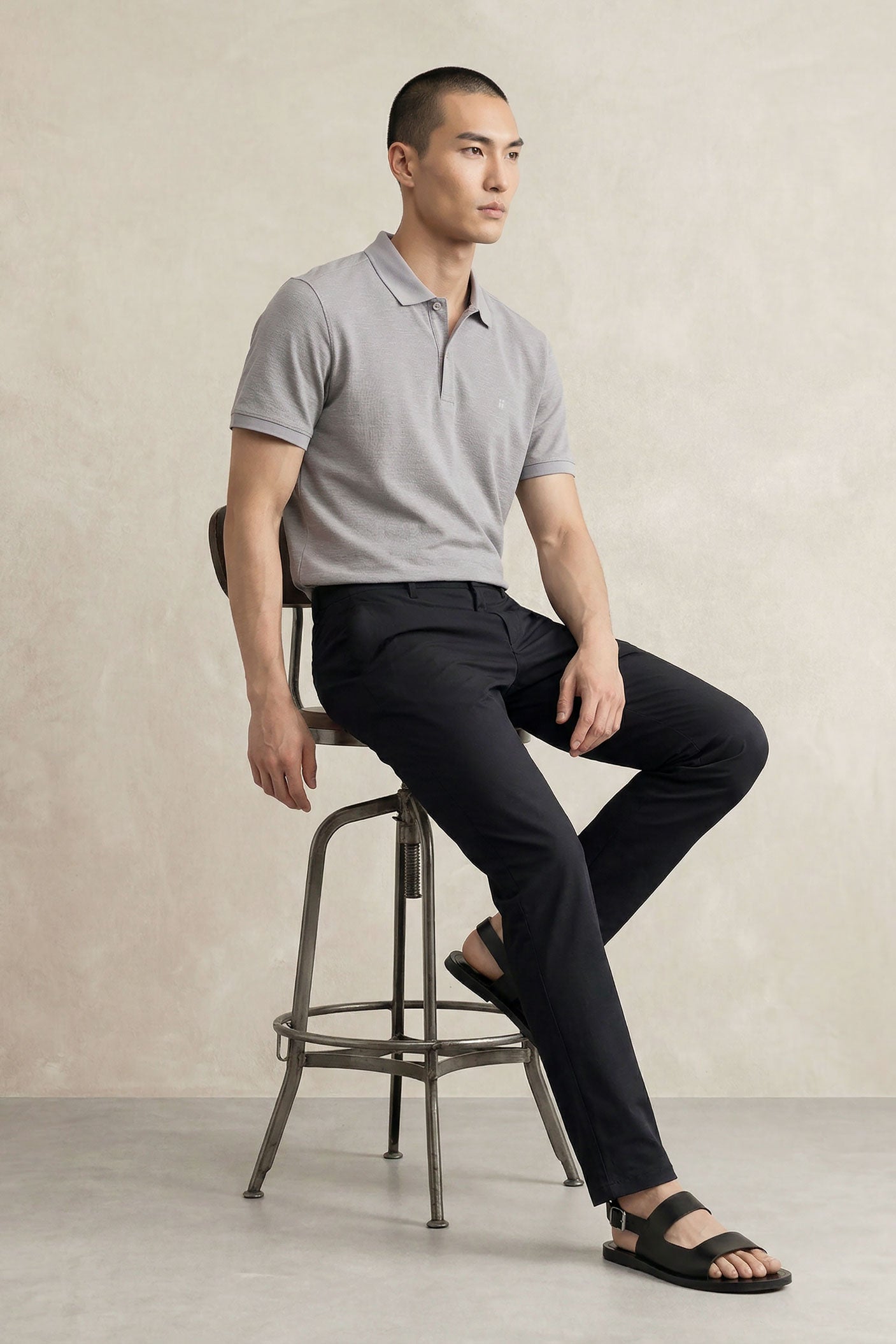 Calça Nova preta para homem com 5 bolsos