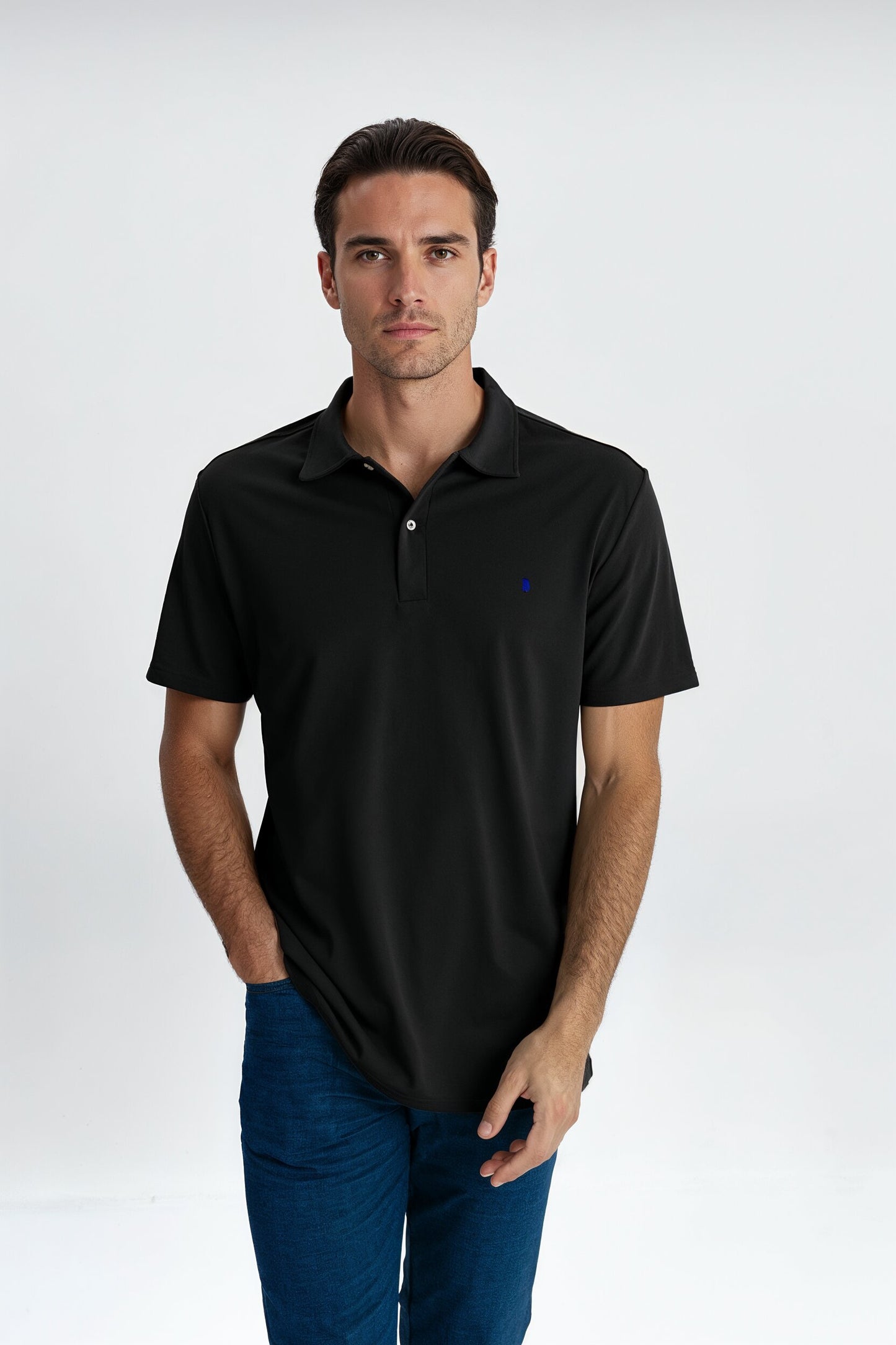 Men's black short-sleeved polo shirt