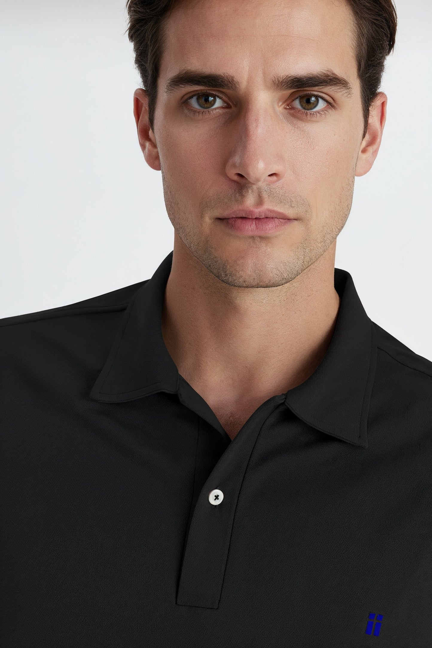 Men's black short-sleeved polo shirt