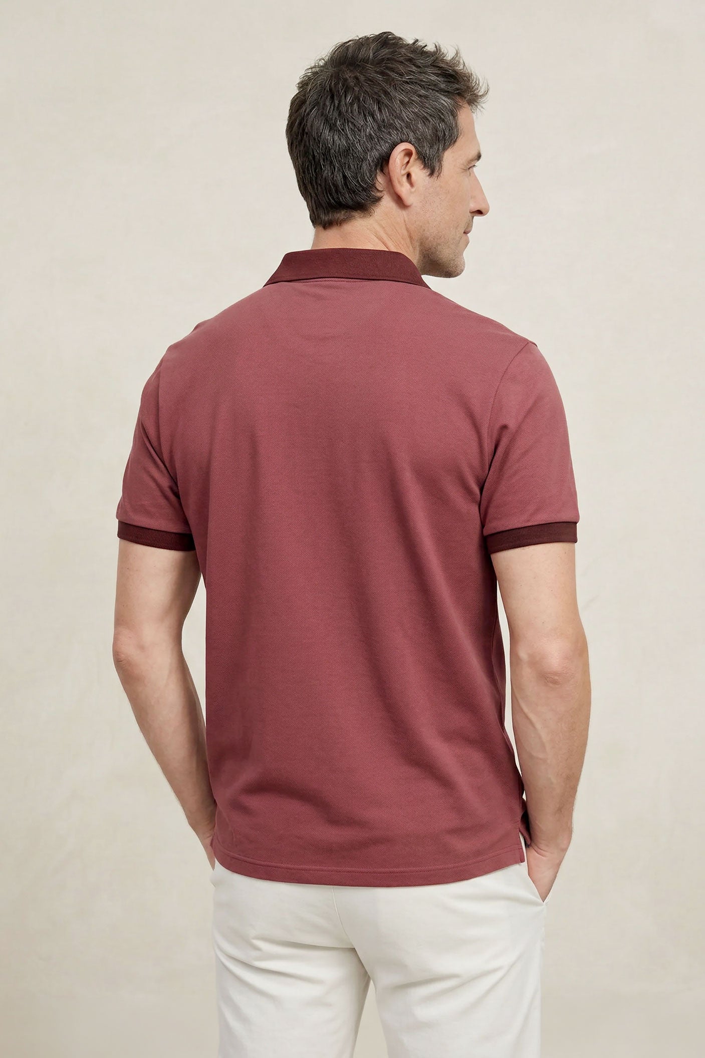 Polo de homem de manga curta na cor castanho Ranger