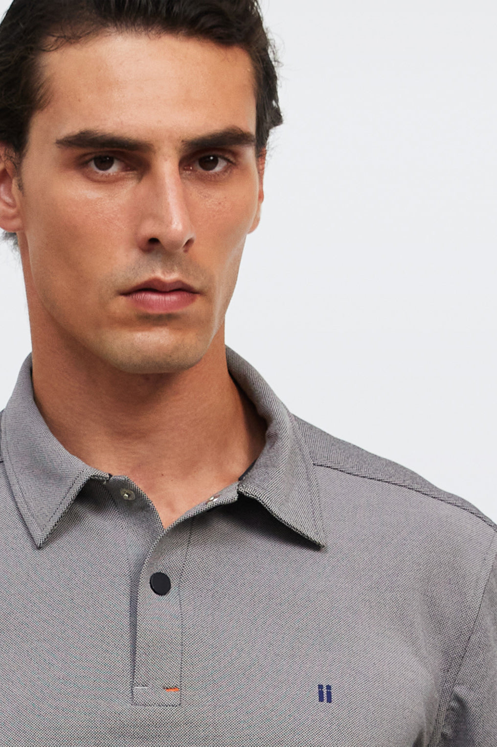 polo manga larga gris oscuro ranger warm plus detalle 