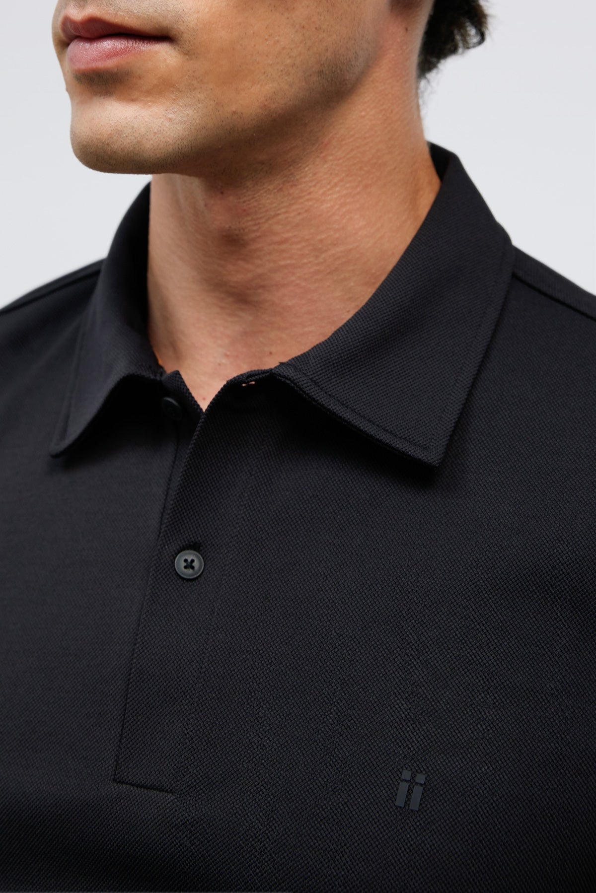polo manga larga negro ranger detalle 