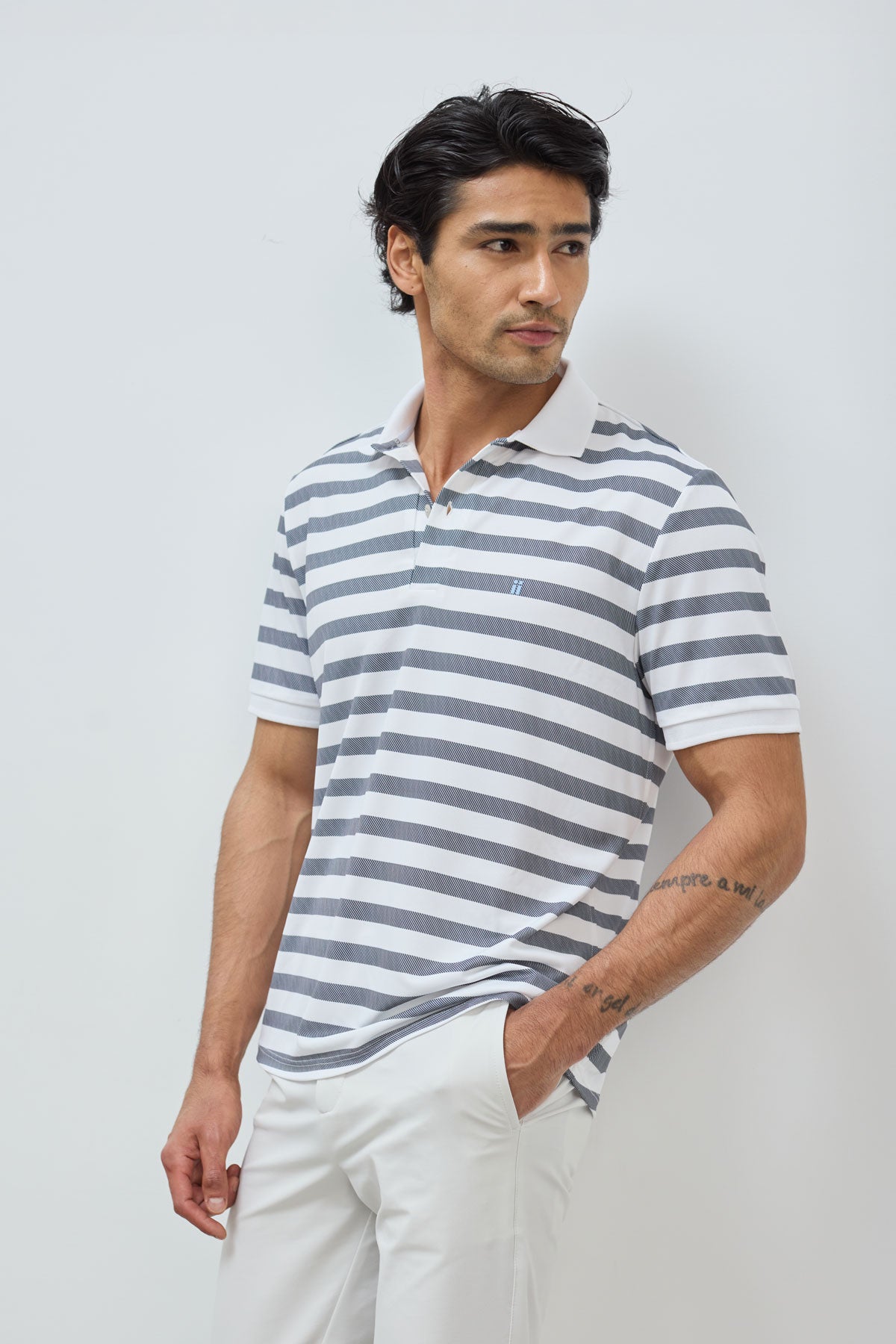 Men's polo shirt with wide stripes in sapphire blue
