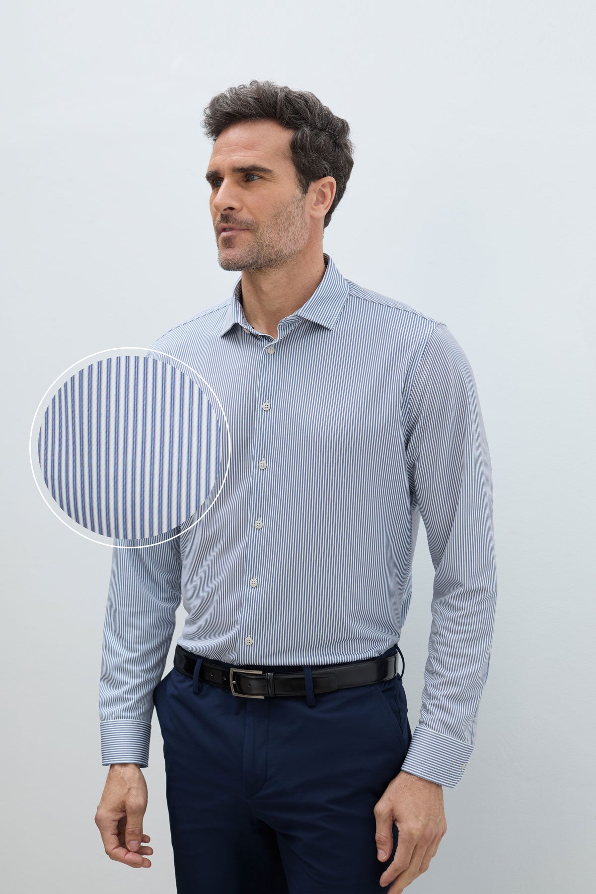 Camisa raya diplomatica azul marino regular hombre. Foto de frente.